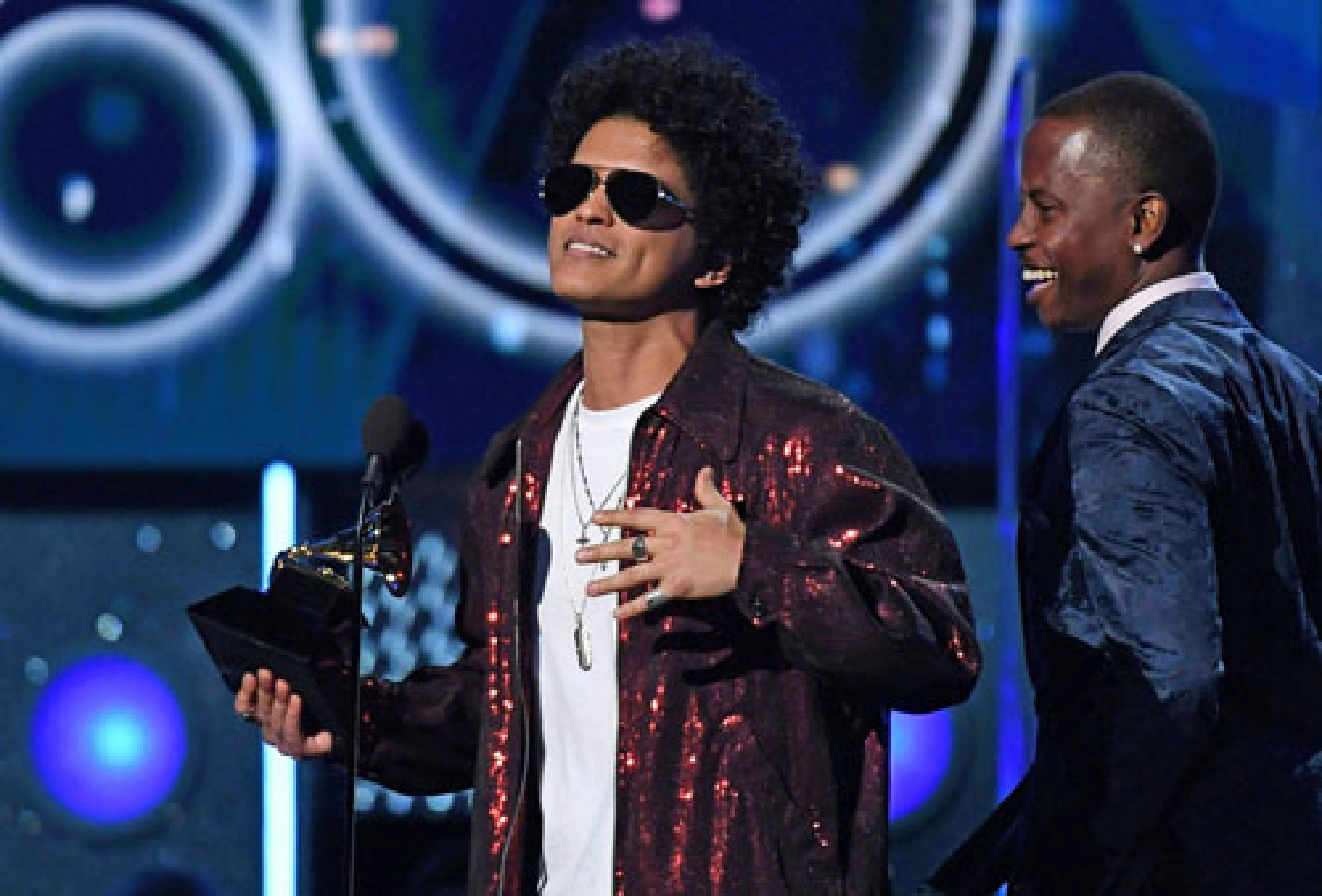 Grammys – ‘#so white’ and ‘#so male’