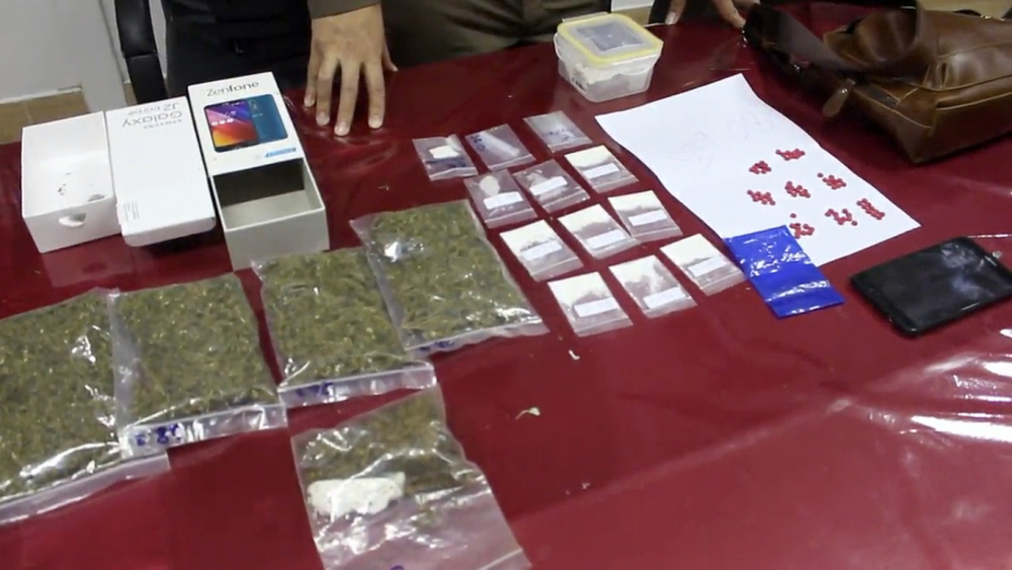 Briton dies fleeing drug bust