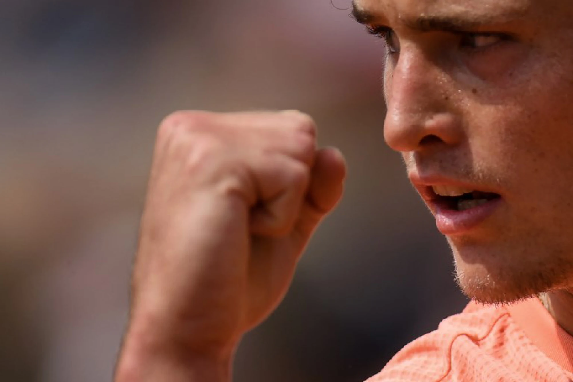 Comeback king Zverev reaches first Grand Slam quarter-final