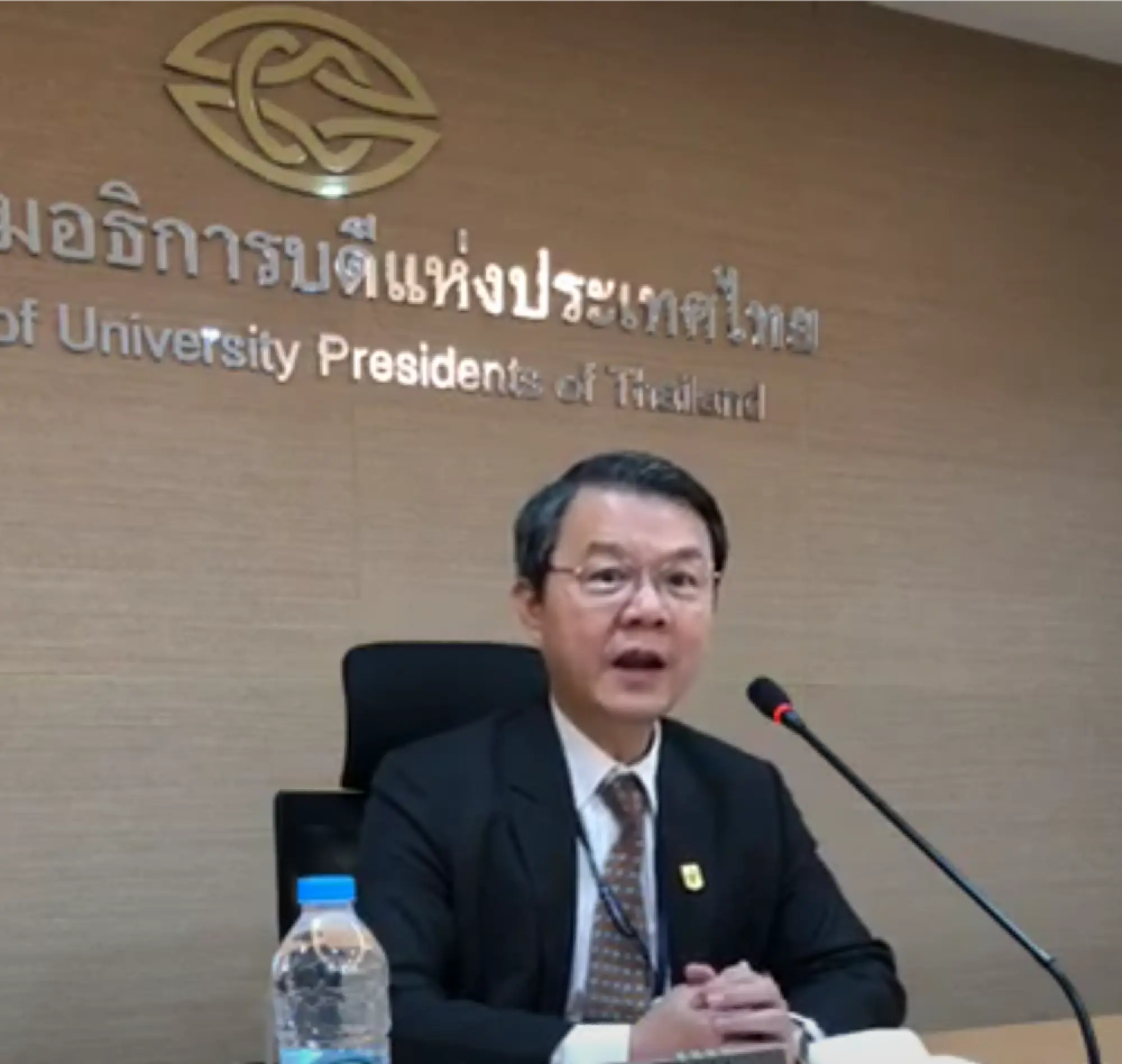 Patience urged amid university confusion