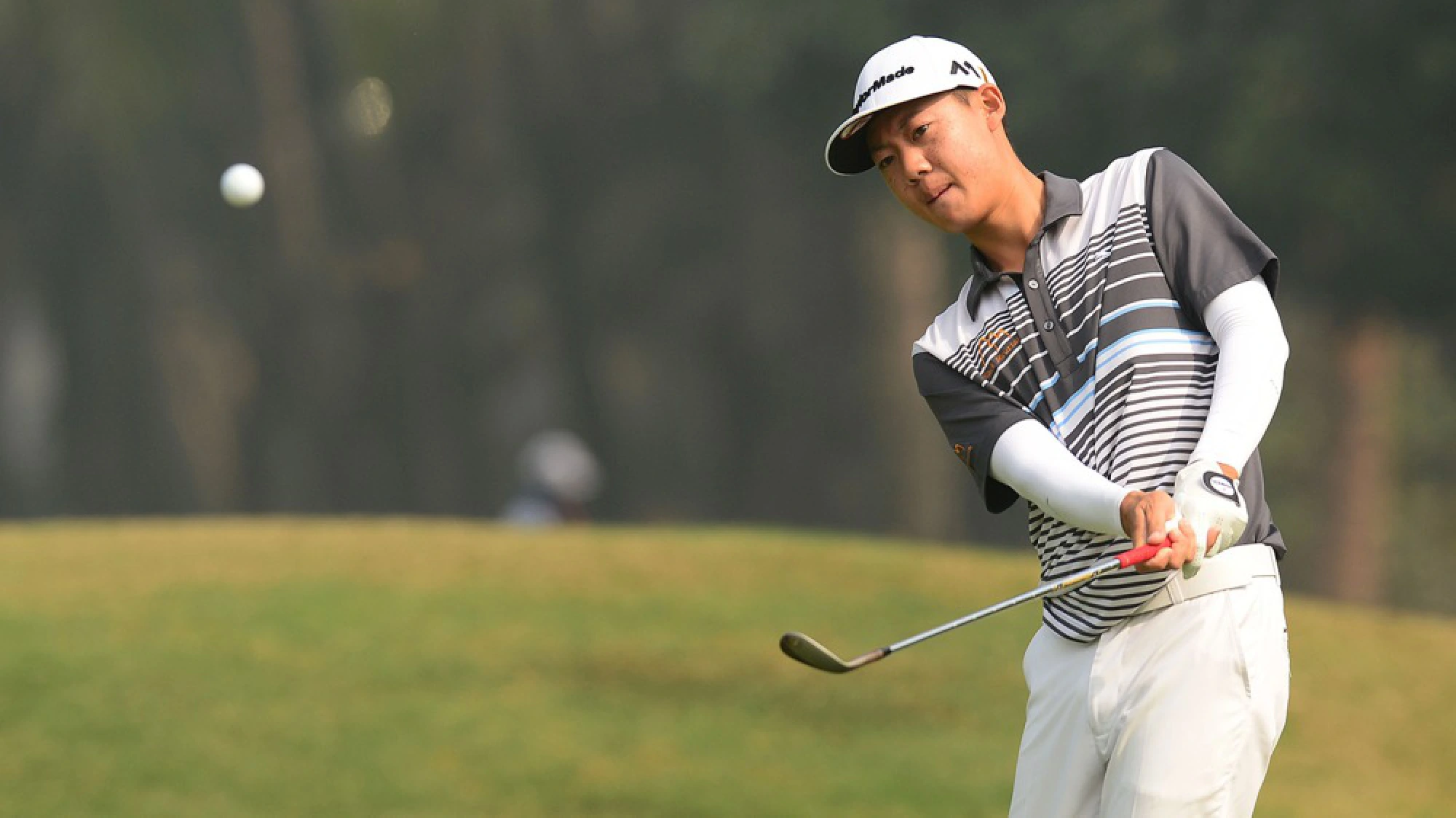 Student celebrates graduation with stunning round to lead Thailand Open
