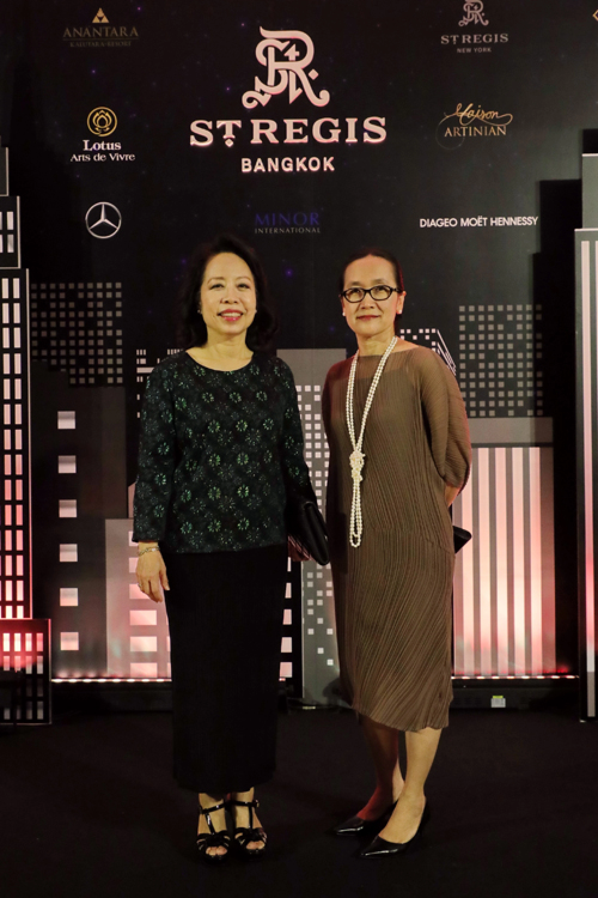 Manhattan takes a bow