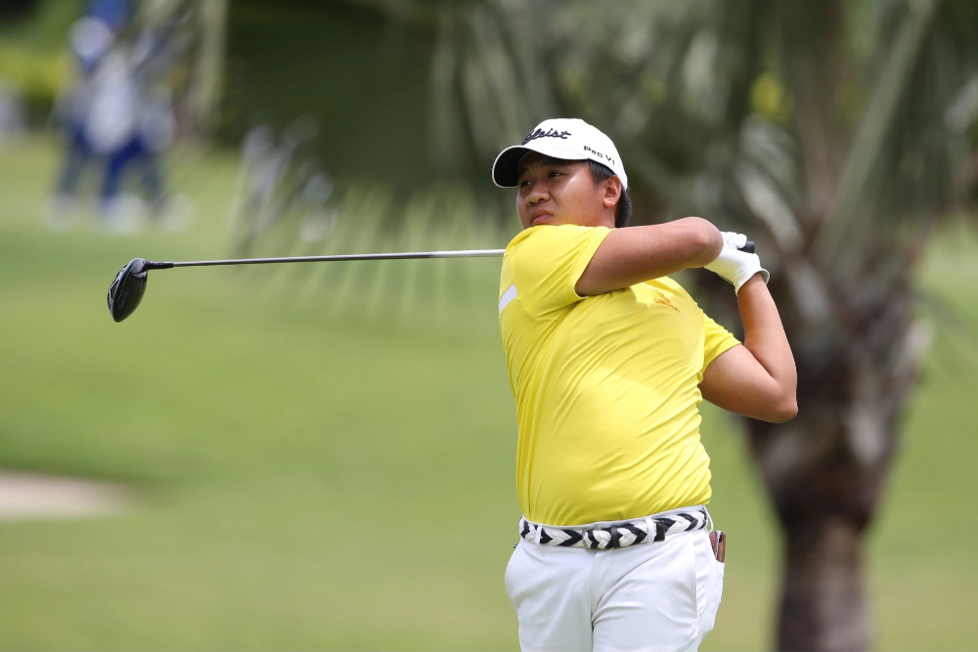 Sarit surges into halfway lead at Thailand Open