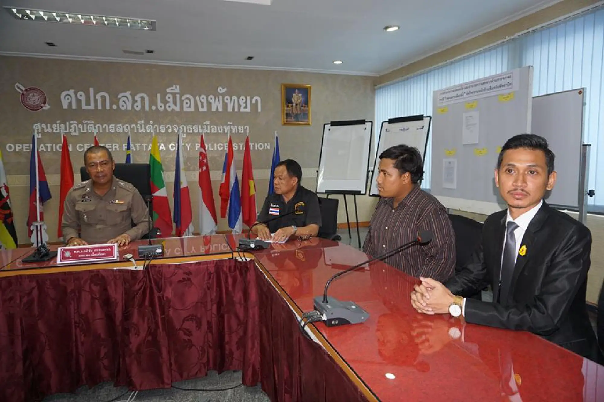 March 4 assembly activists report to Pattaya police, released after questioning