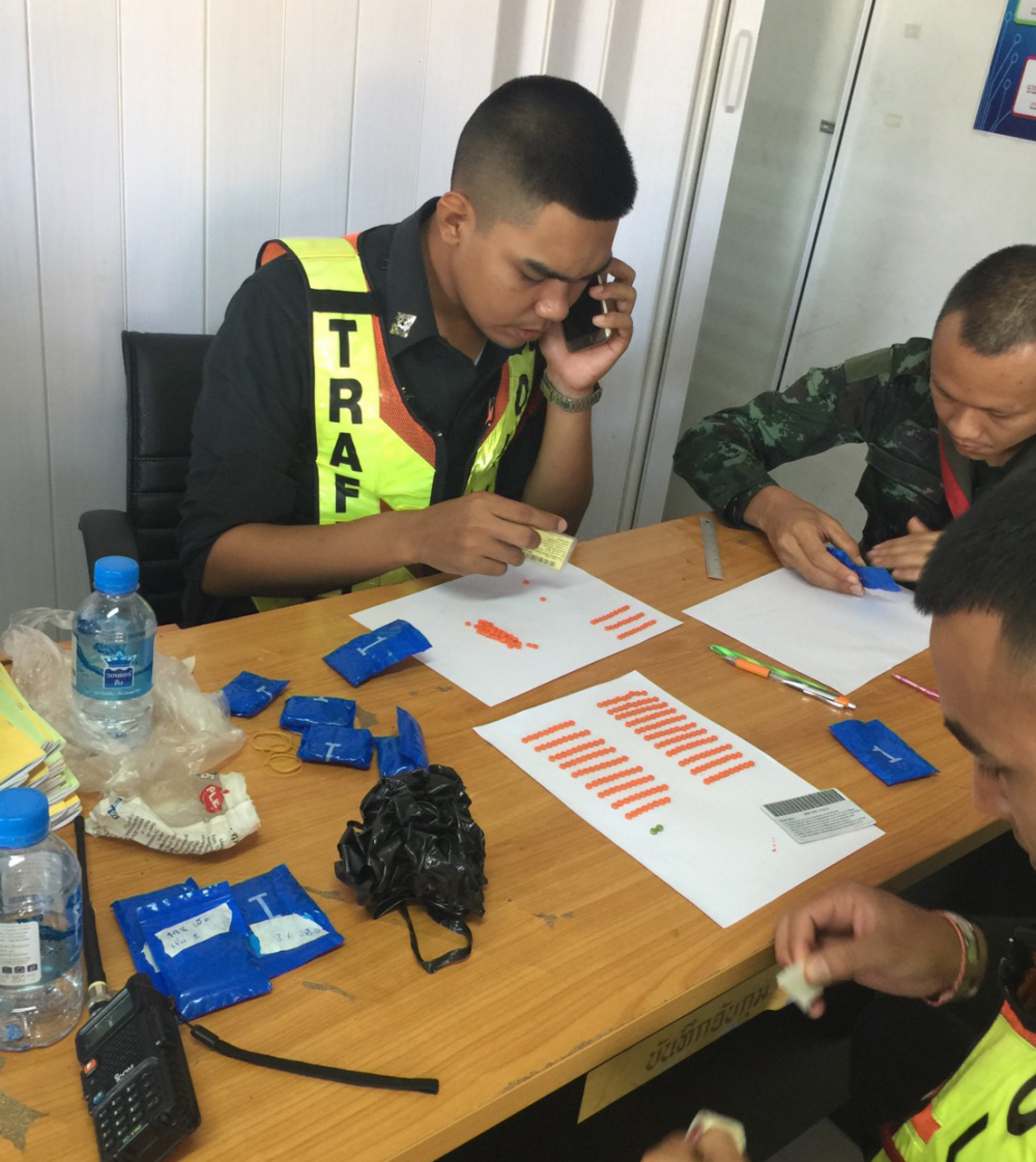 Alleged drug courier arrested at Phuket Gateway