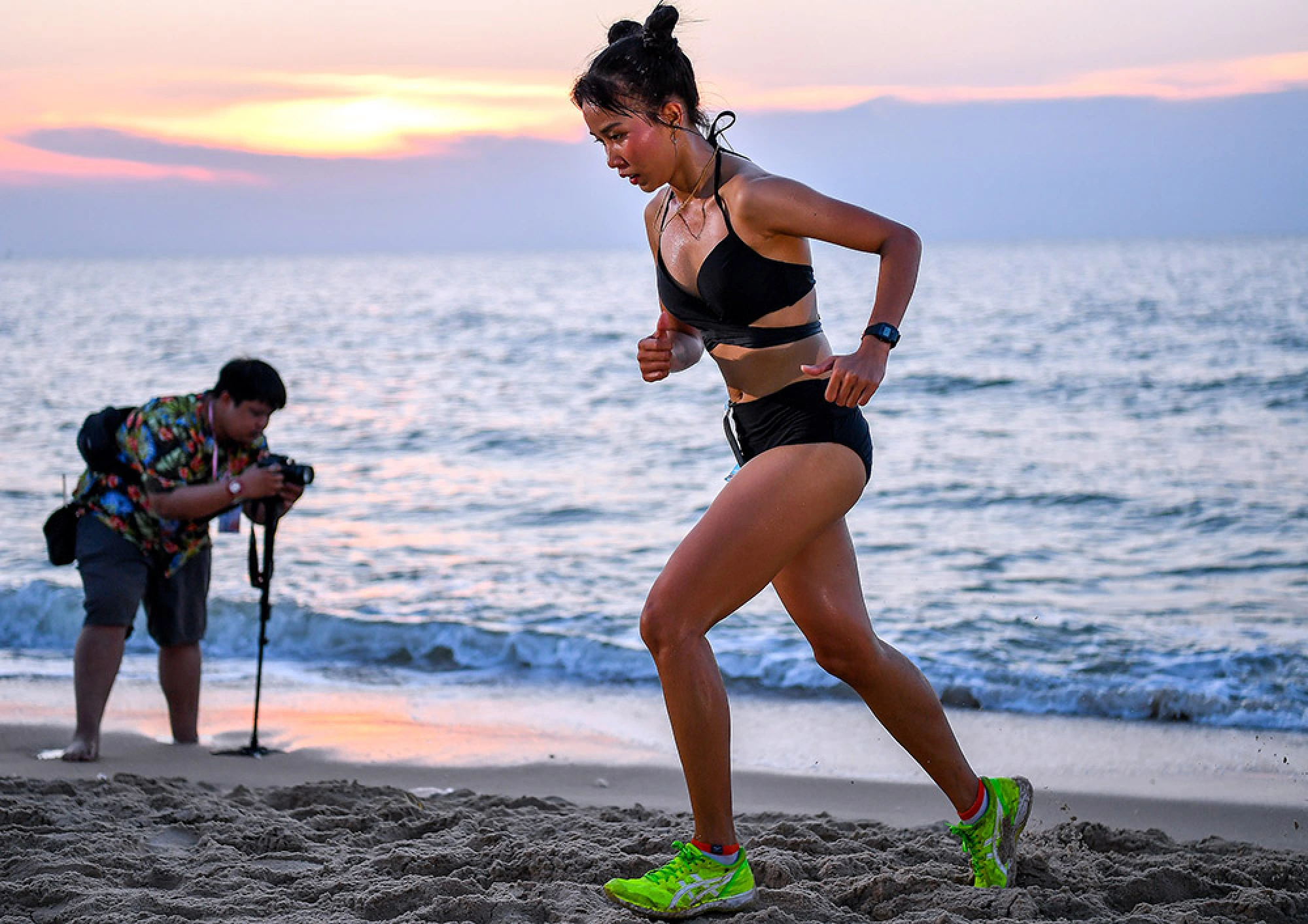 Marathon coach scores maiden title