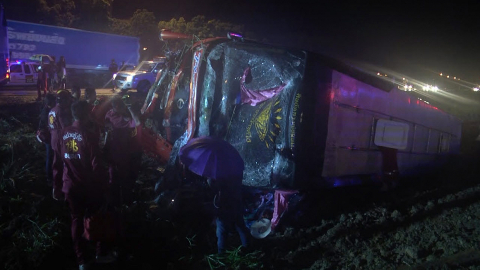 Bus mishap in Ayutthaya leaves driver, 50 students injured