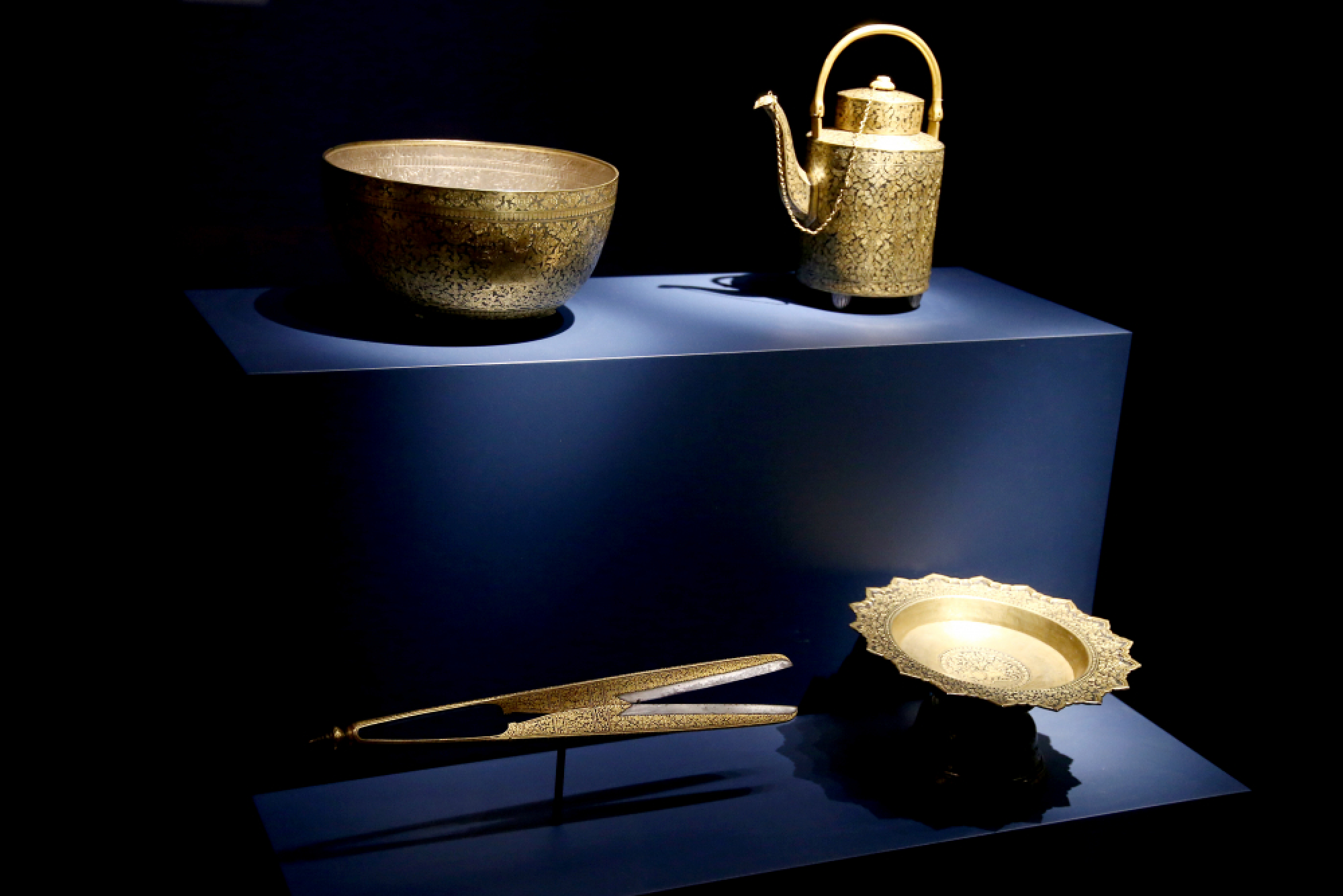 Royal symbols of friendship