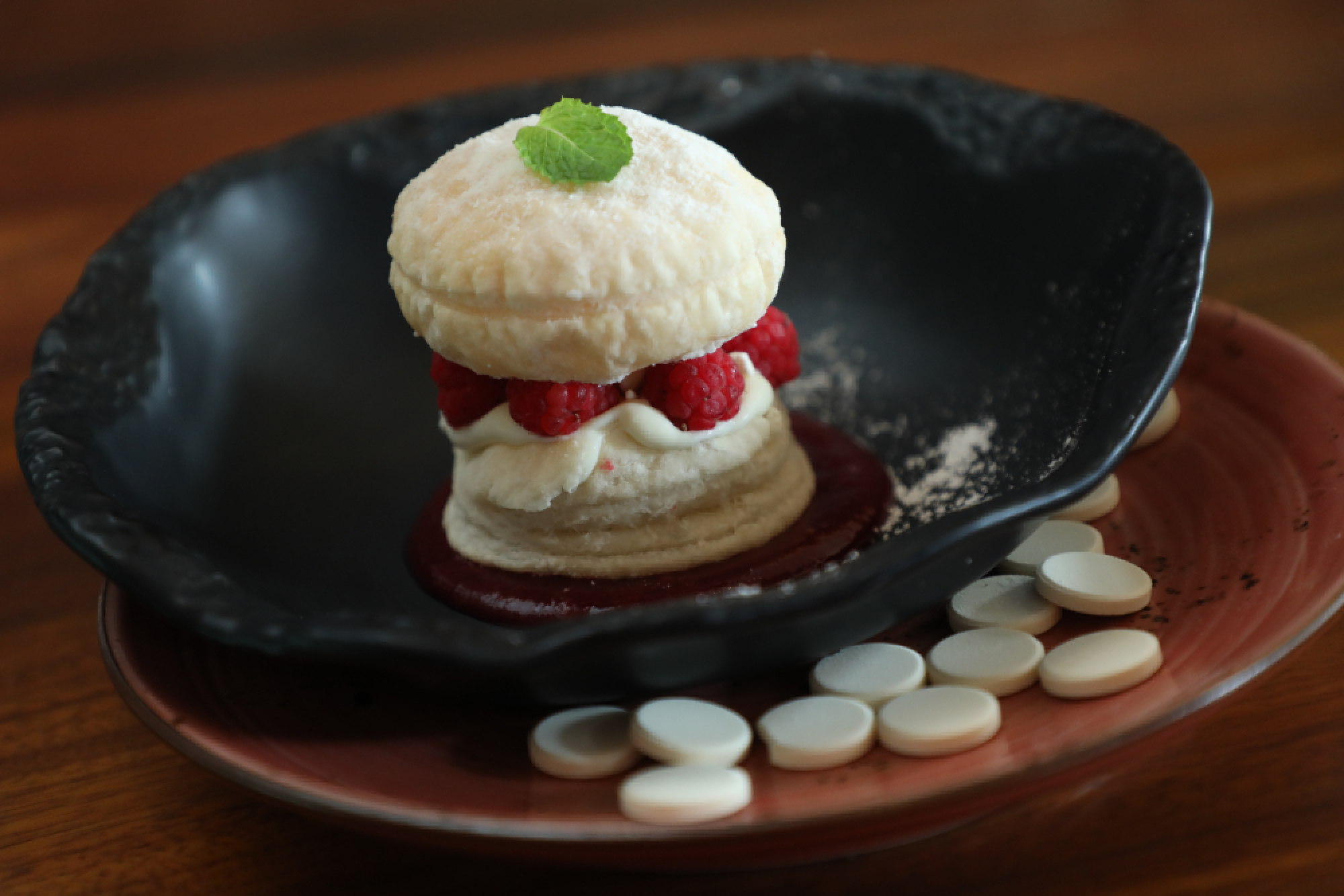 Blunos is here to play