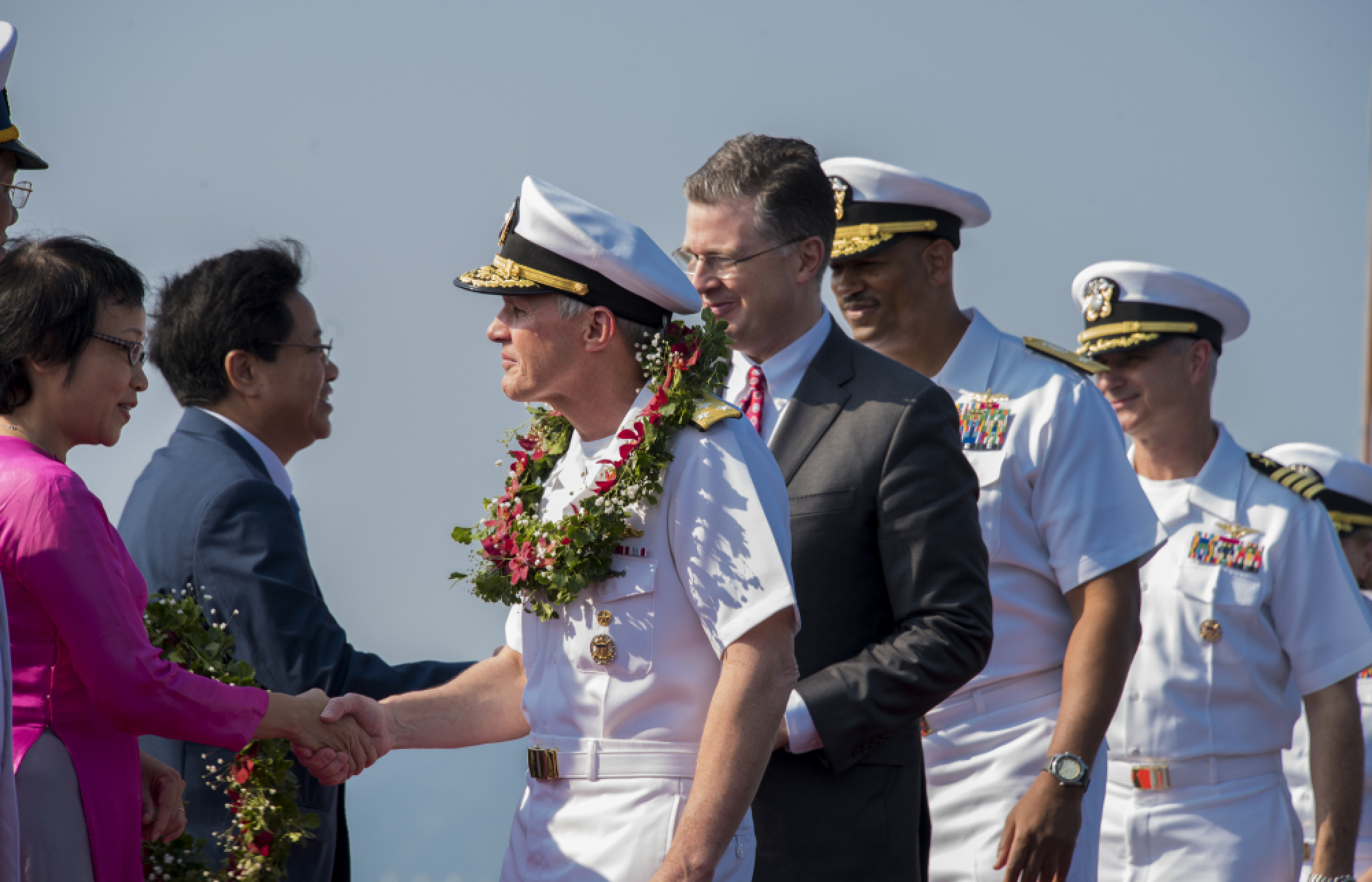 US favours stronger military alliance with Vietnam