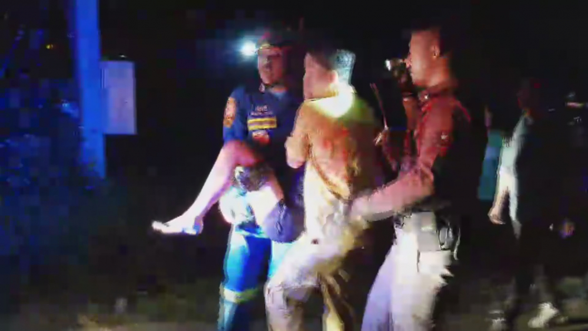 Suicidal woman rescued after jumping from Phitsanulok bridge