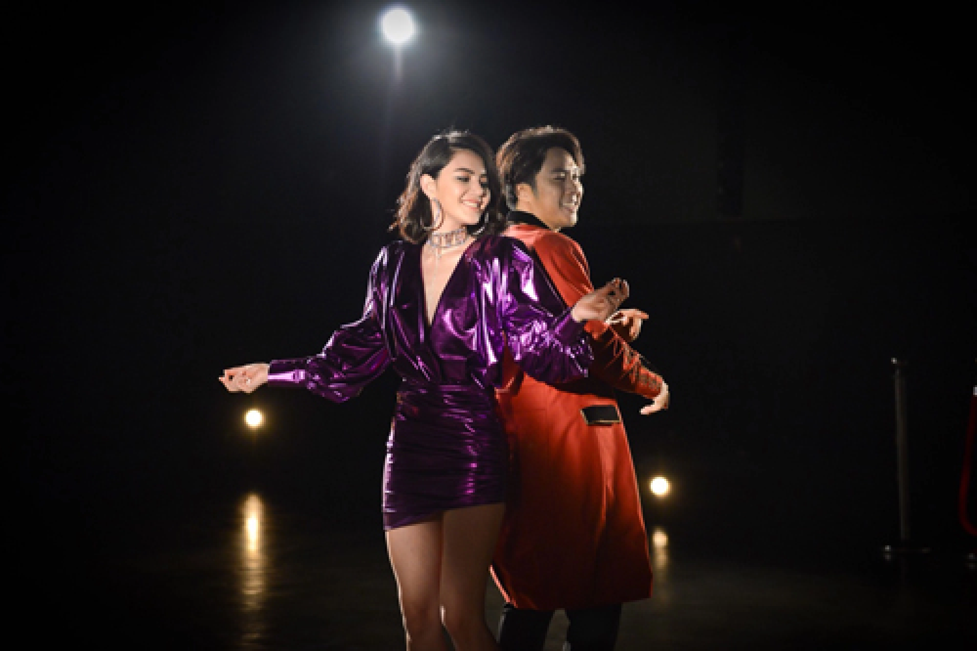 Bodyslam single falls from sky