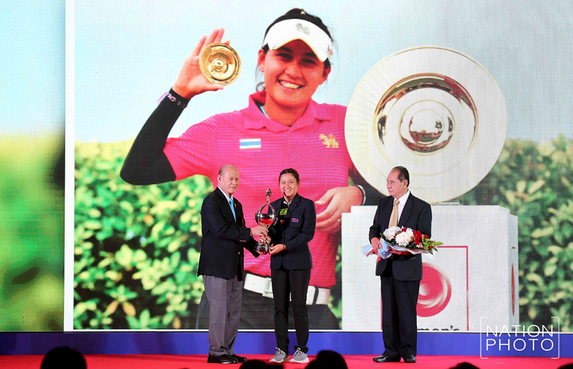 Smile back for boxing champion Srisaket