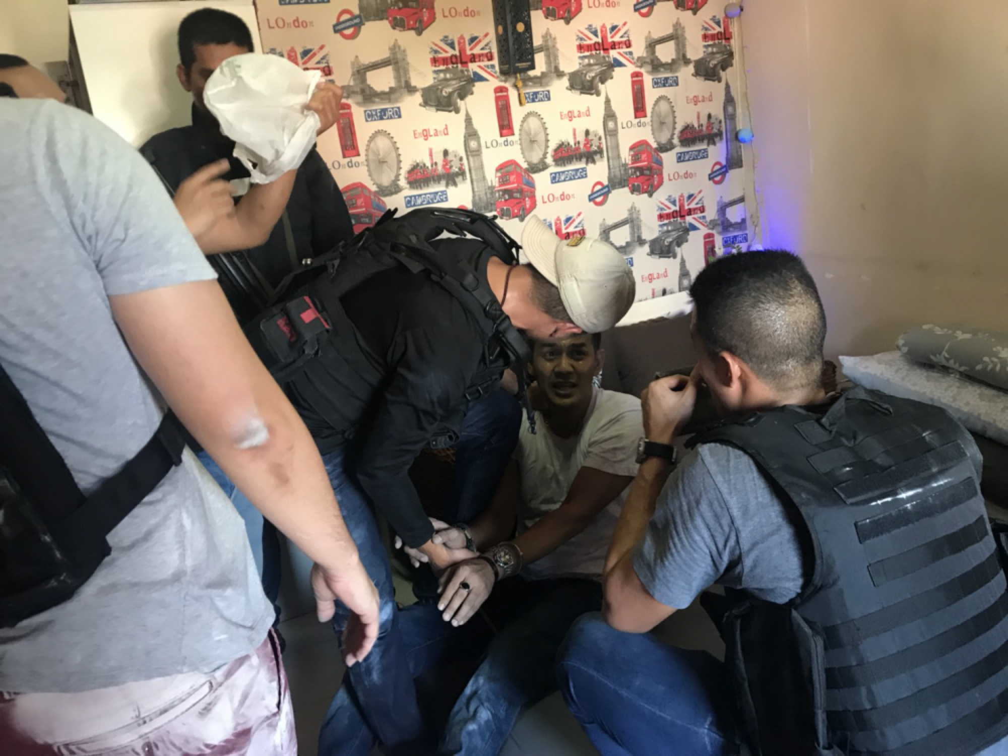 Former outstanding cop arrested in Bangkok on drug charges