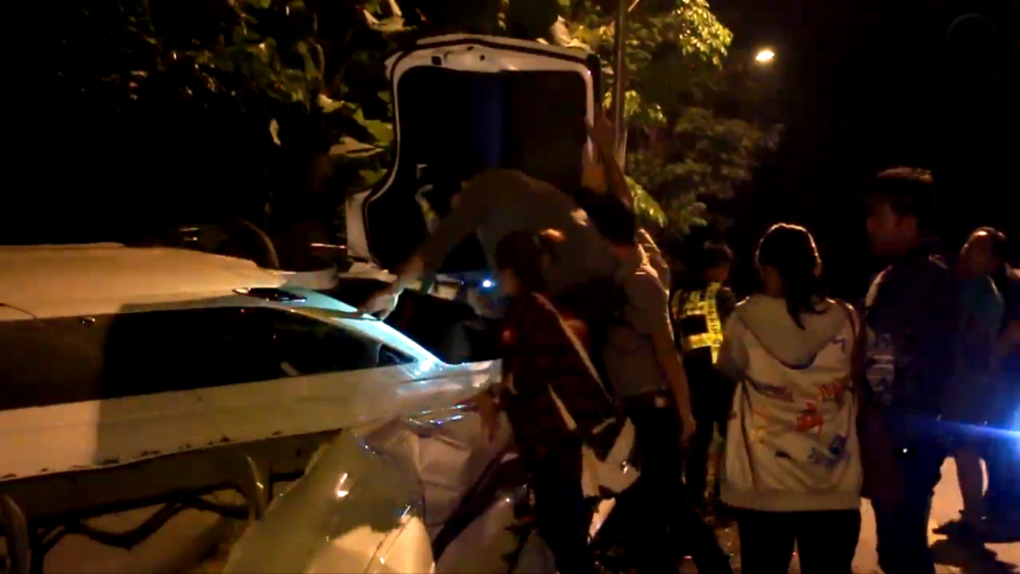 Eight hurt in van accident at Nakhon Sawan black spot