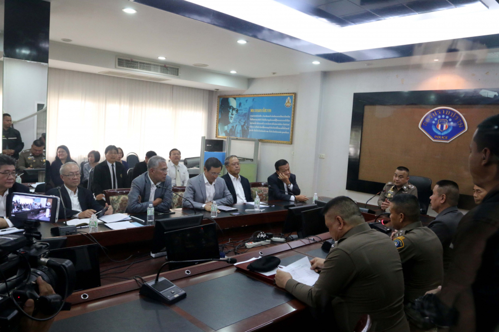 Pheu Thai politicians deny sedition charges for holding a press conference