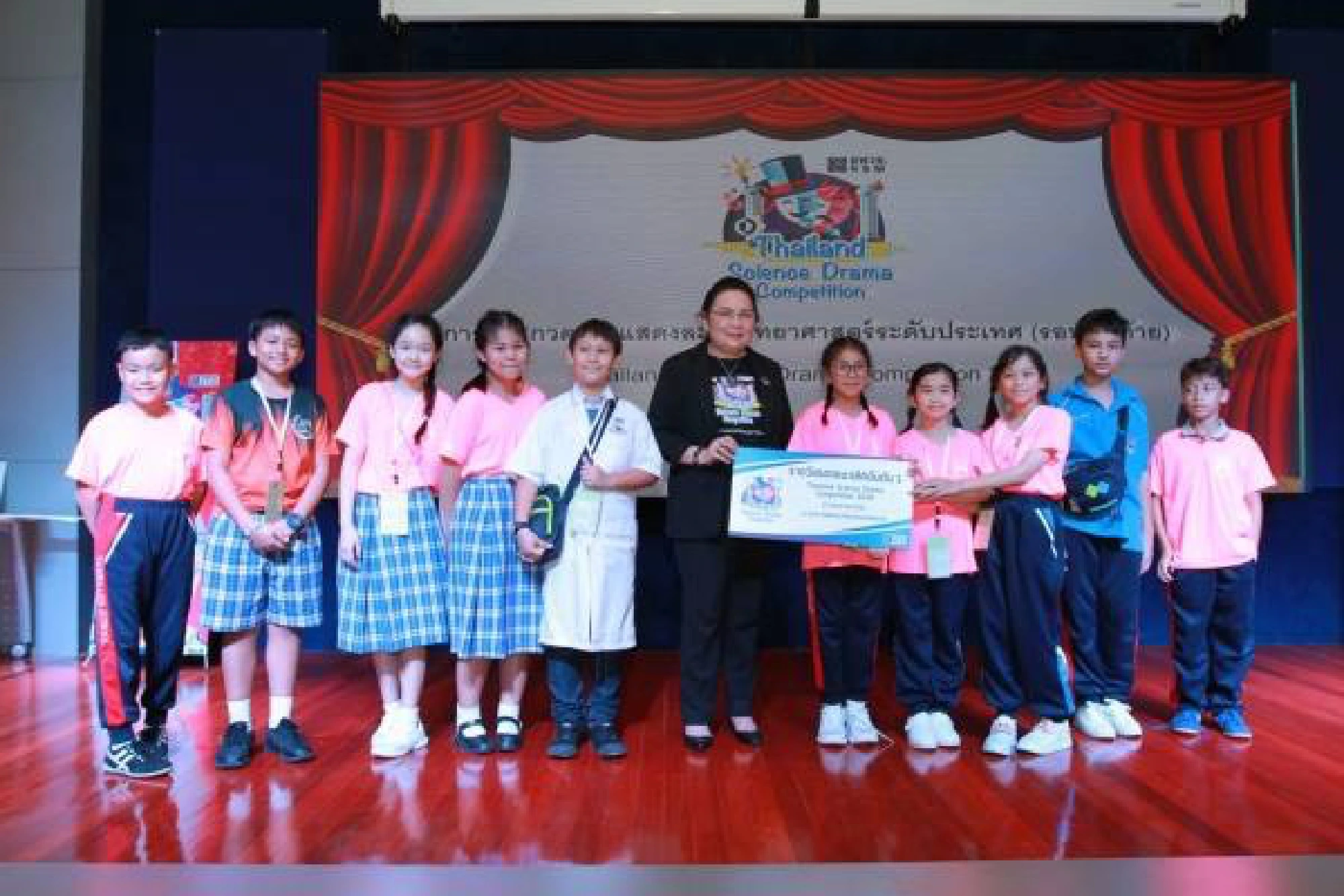 Prize-winning Varee Chiangmai School team set to represent  Thailand at ‘International Drama Competi