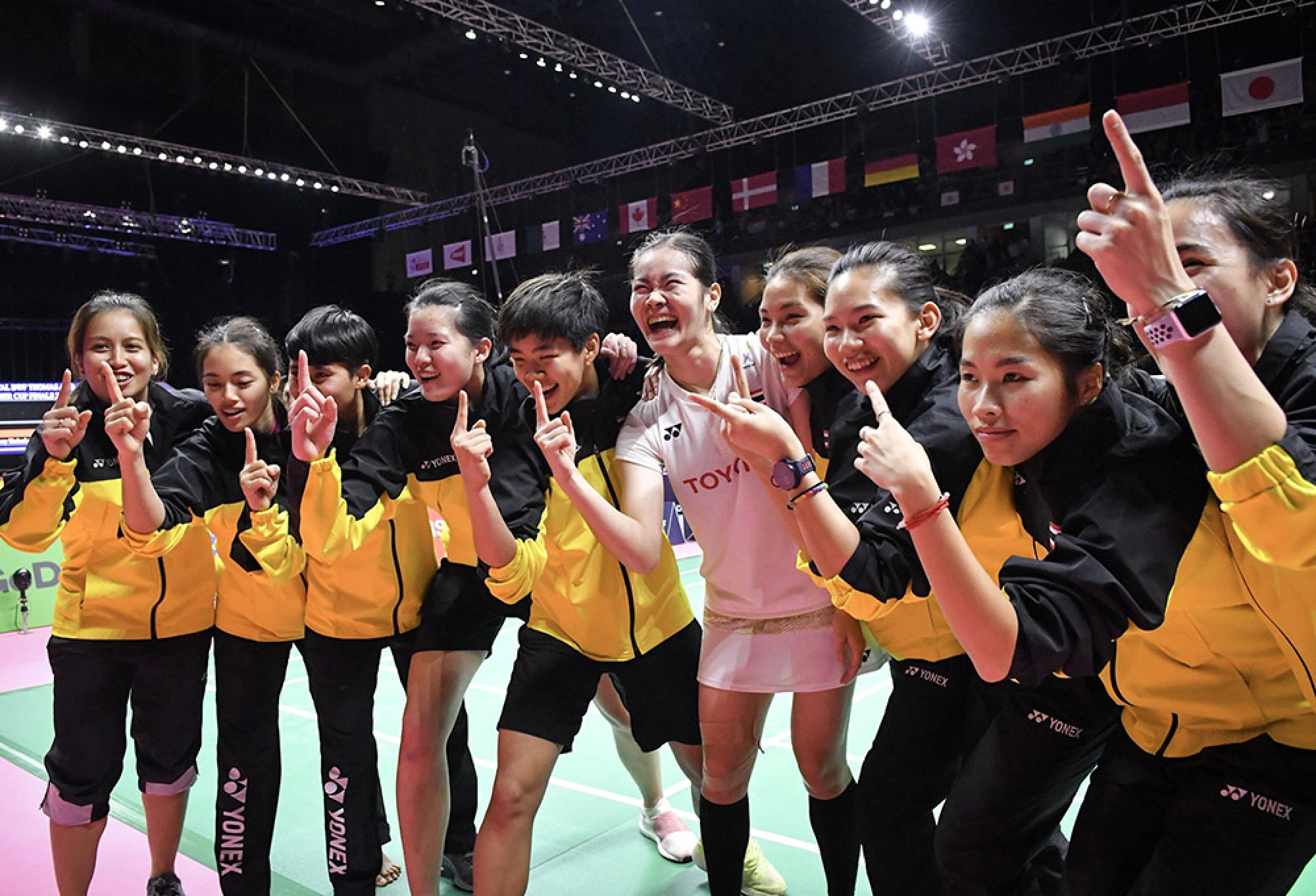 Thais oust champions China after six-hour thriller