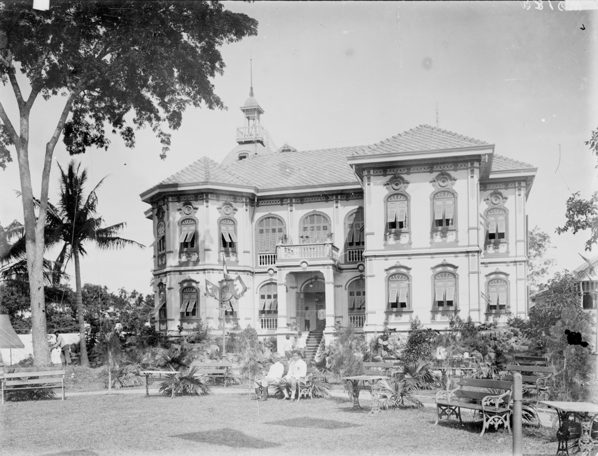 Siam through the centuries