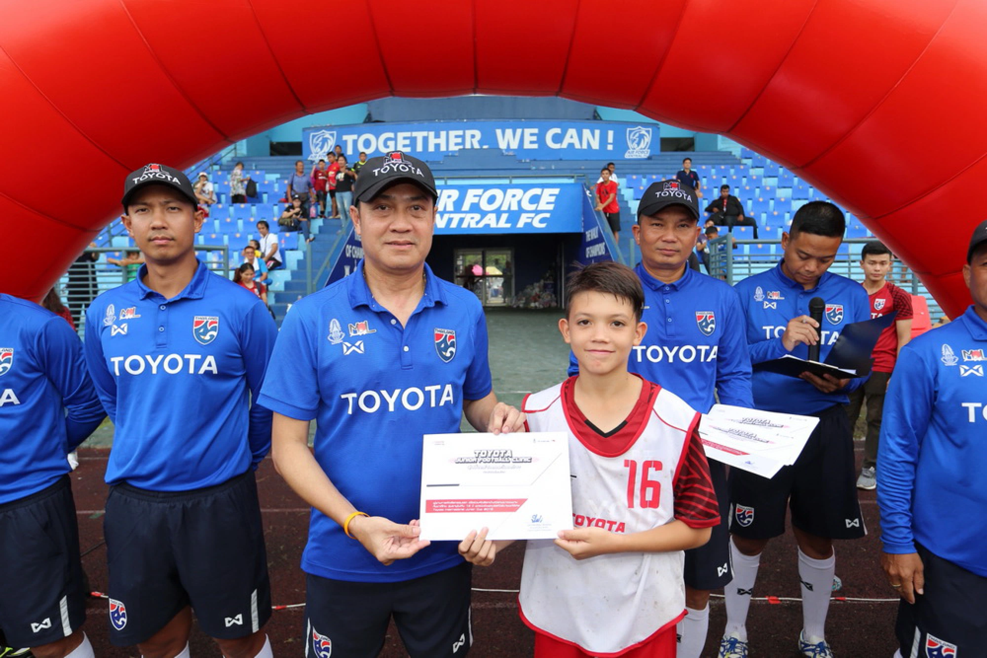 16 juniors selected at Toyota Clinic Bangkok venue