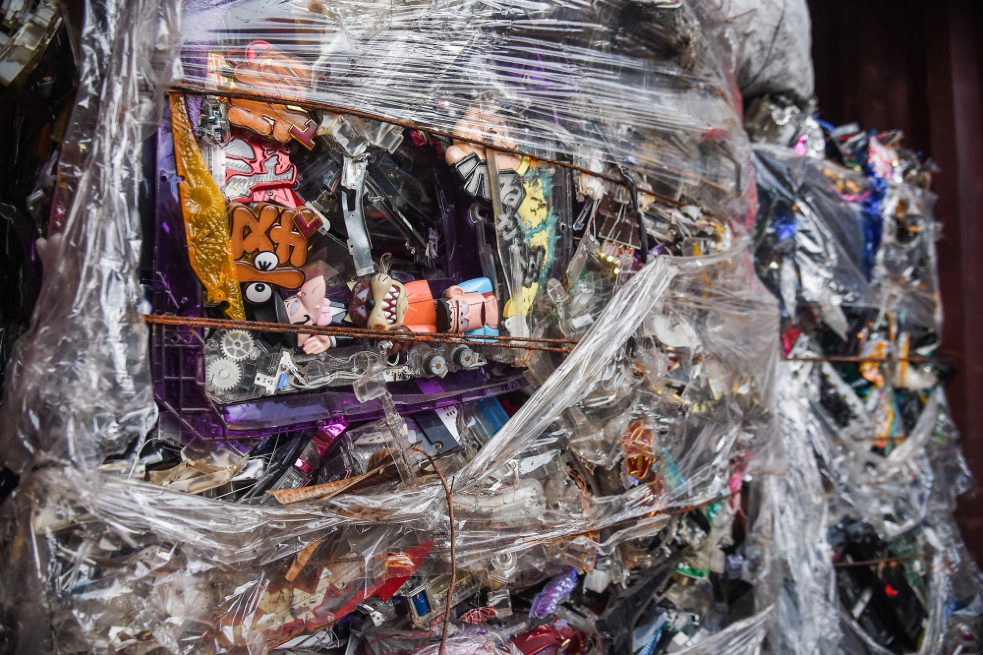 E-waste crackdown reaches Chon Buri, as police sniff hazard in Laem Chabang Estate
