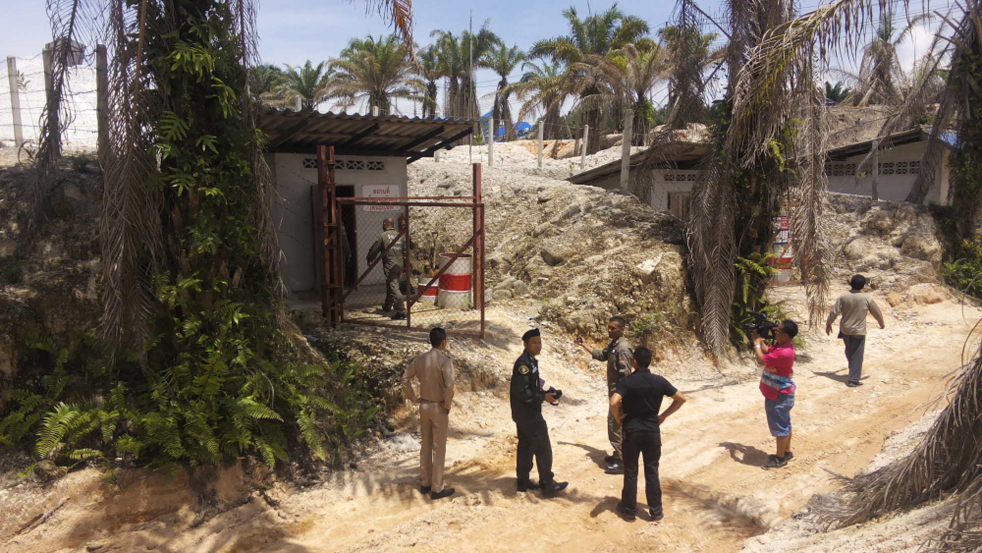 Surat Thani mine bombs not found yet