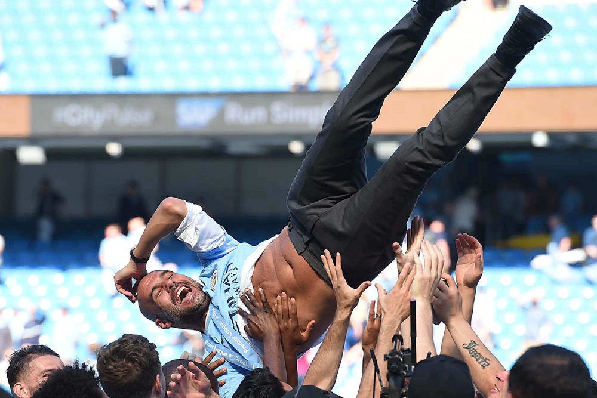 Guardiola sets City's sights on Premier League title defence
