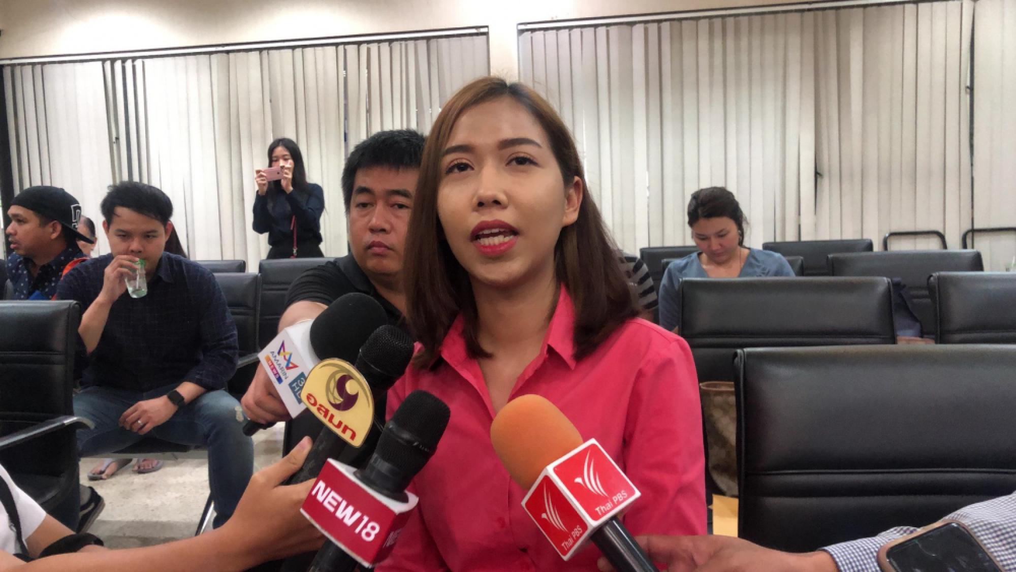 Alleged wedding-planner fraud being probed