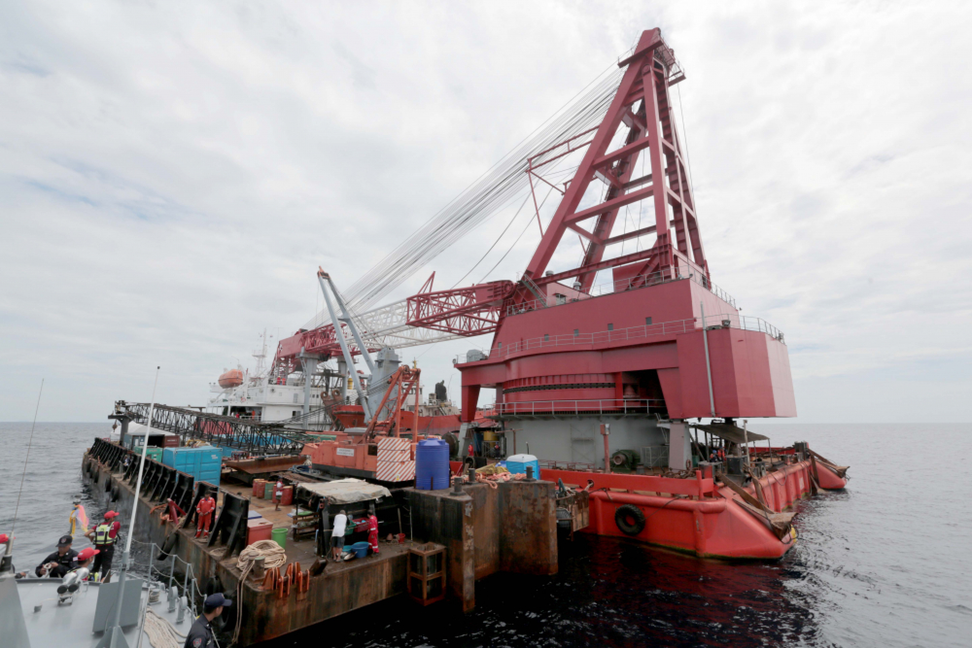 Phoenix salvage operation ready: police chief