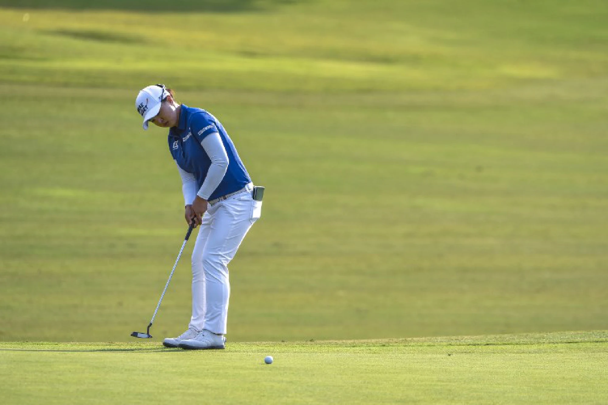 Pressure-free Kim grabs  a lead over Ariya at Shanghai LPGA