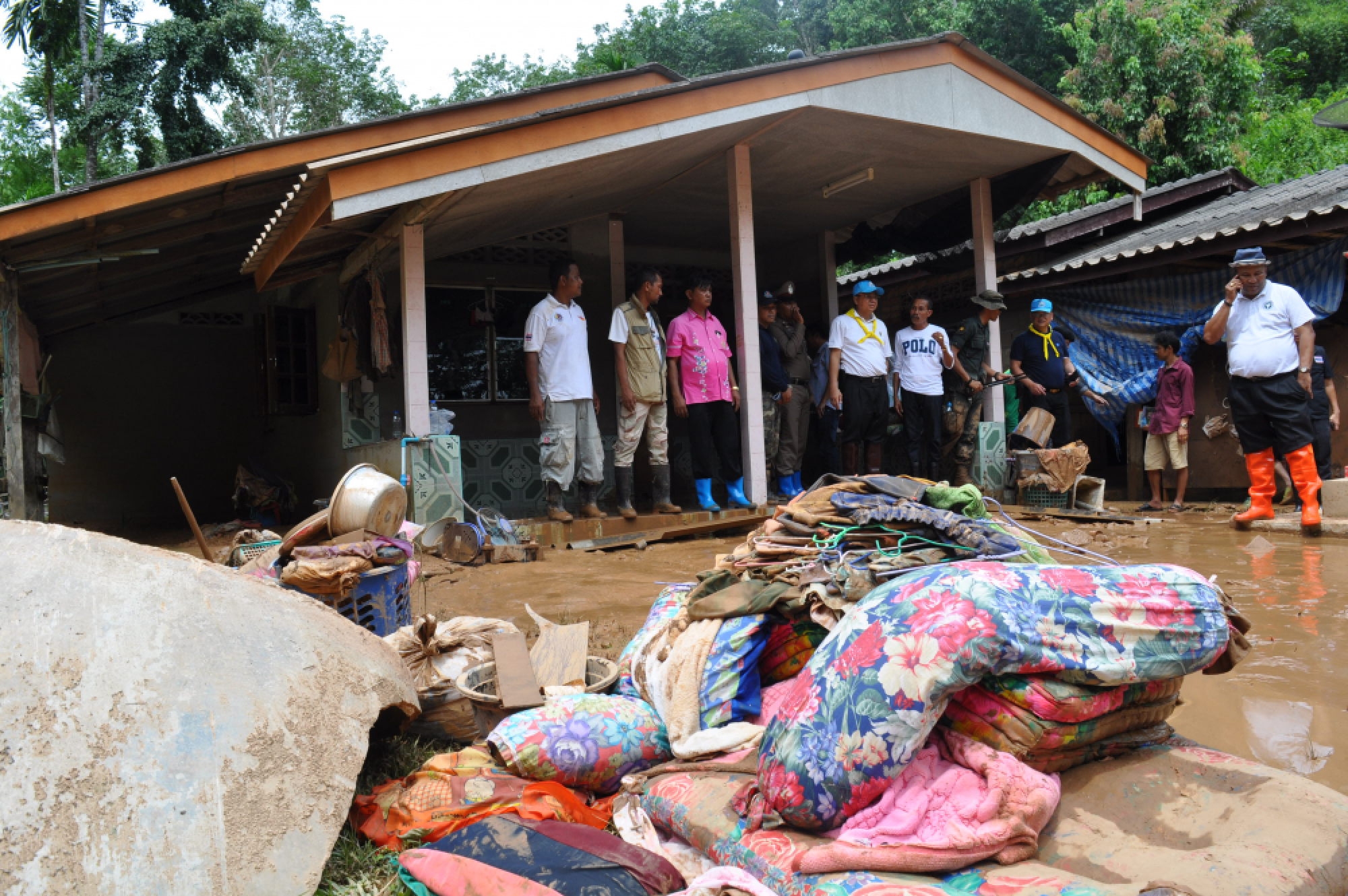 Surat Thani villager missing after being swept away by flash floods