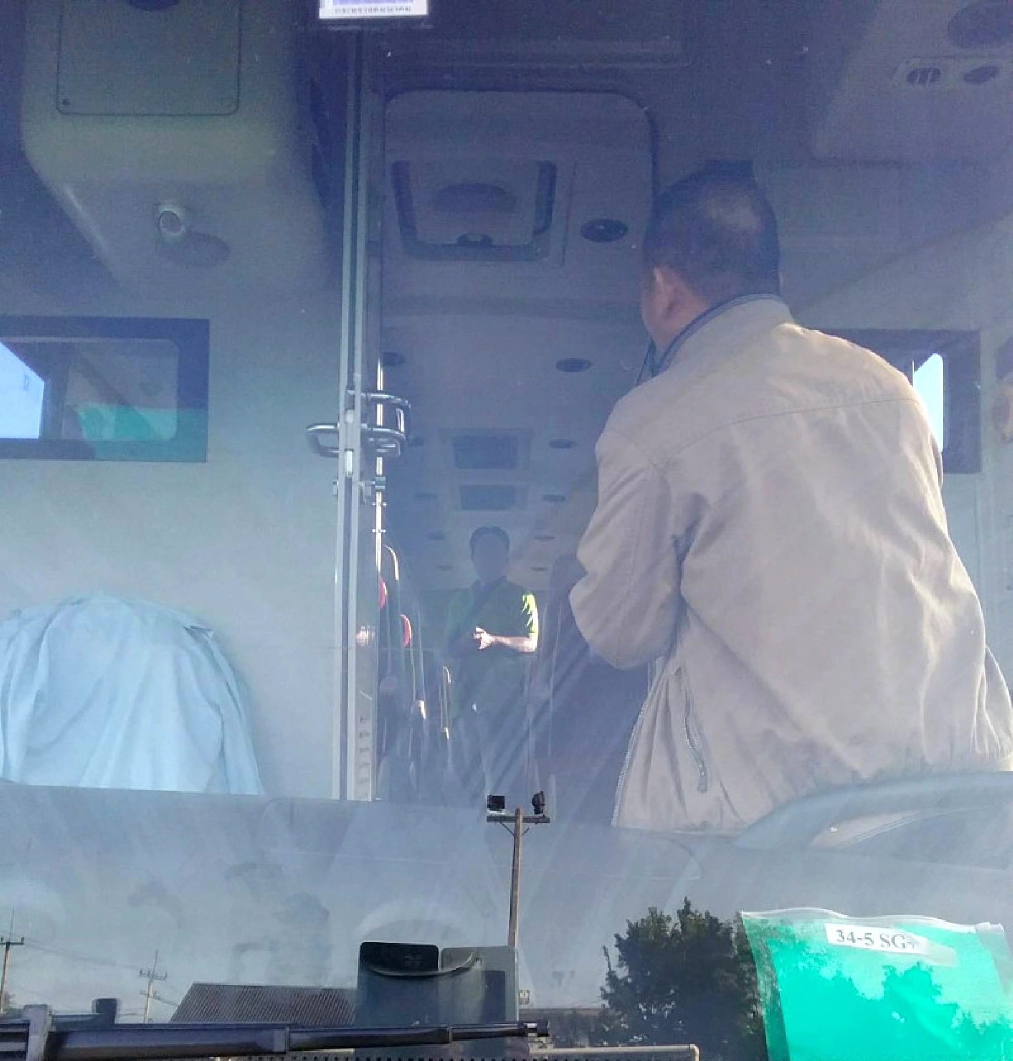 UPDATE: Rods and sticks help end 19-hour bus hostage drama