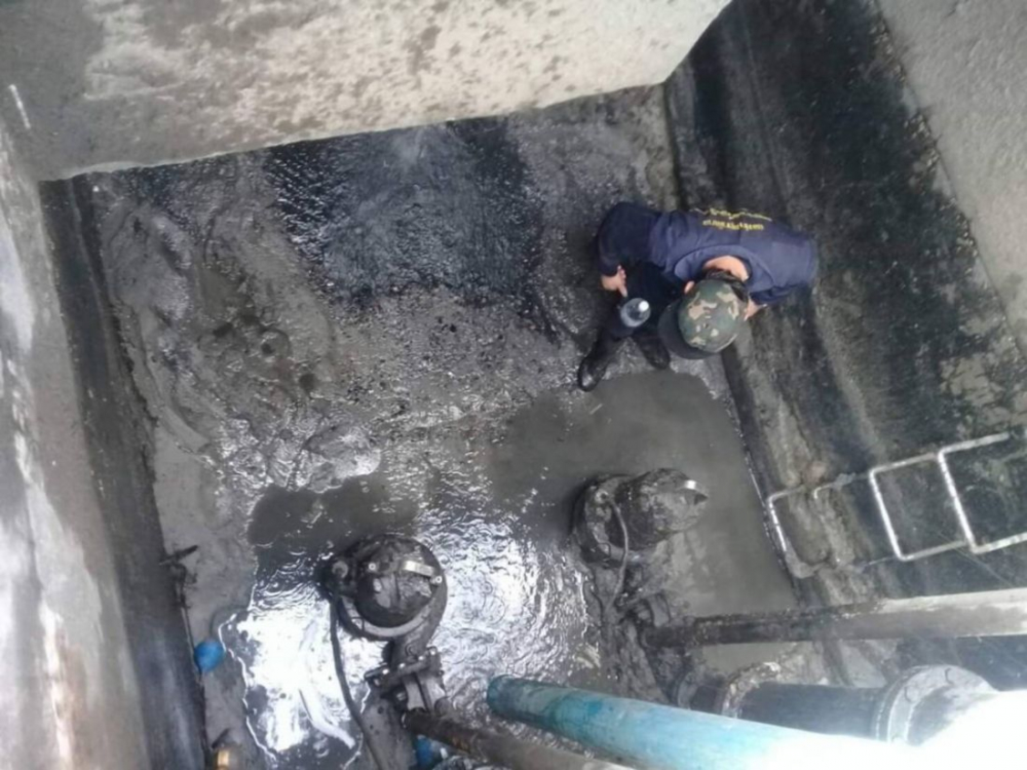 Patong municipality acts after waste water flows into bay