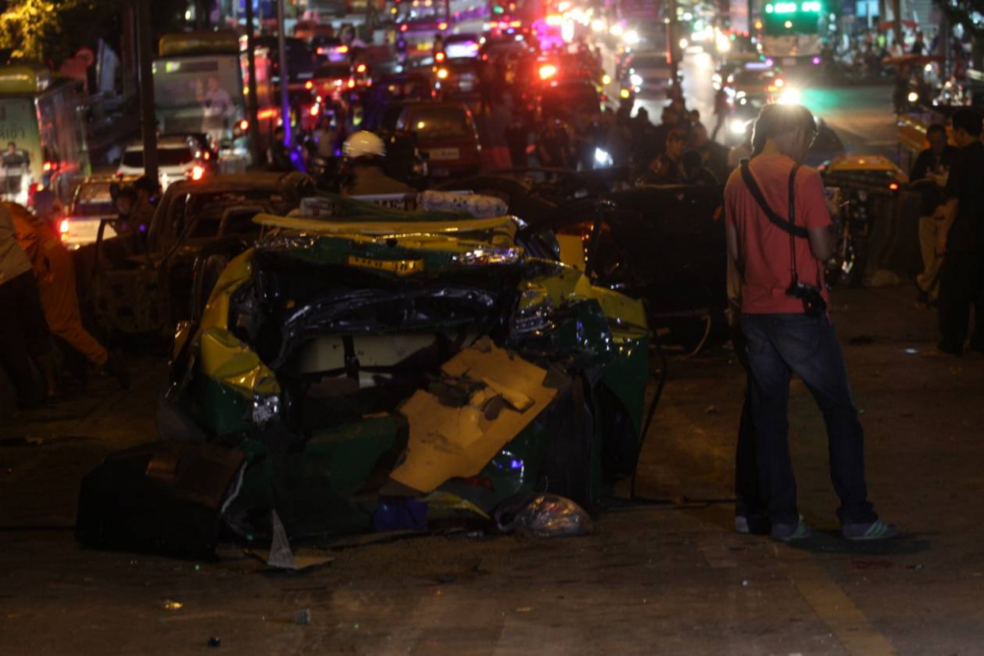 Three injured in 12-vehicle pile-up in Bangkok