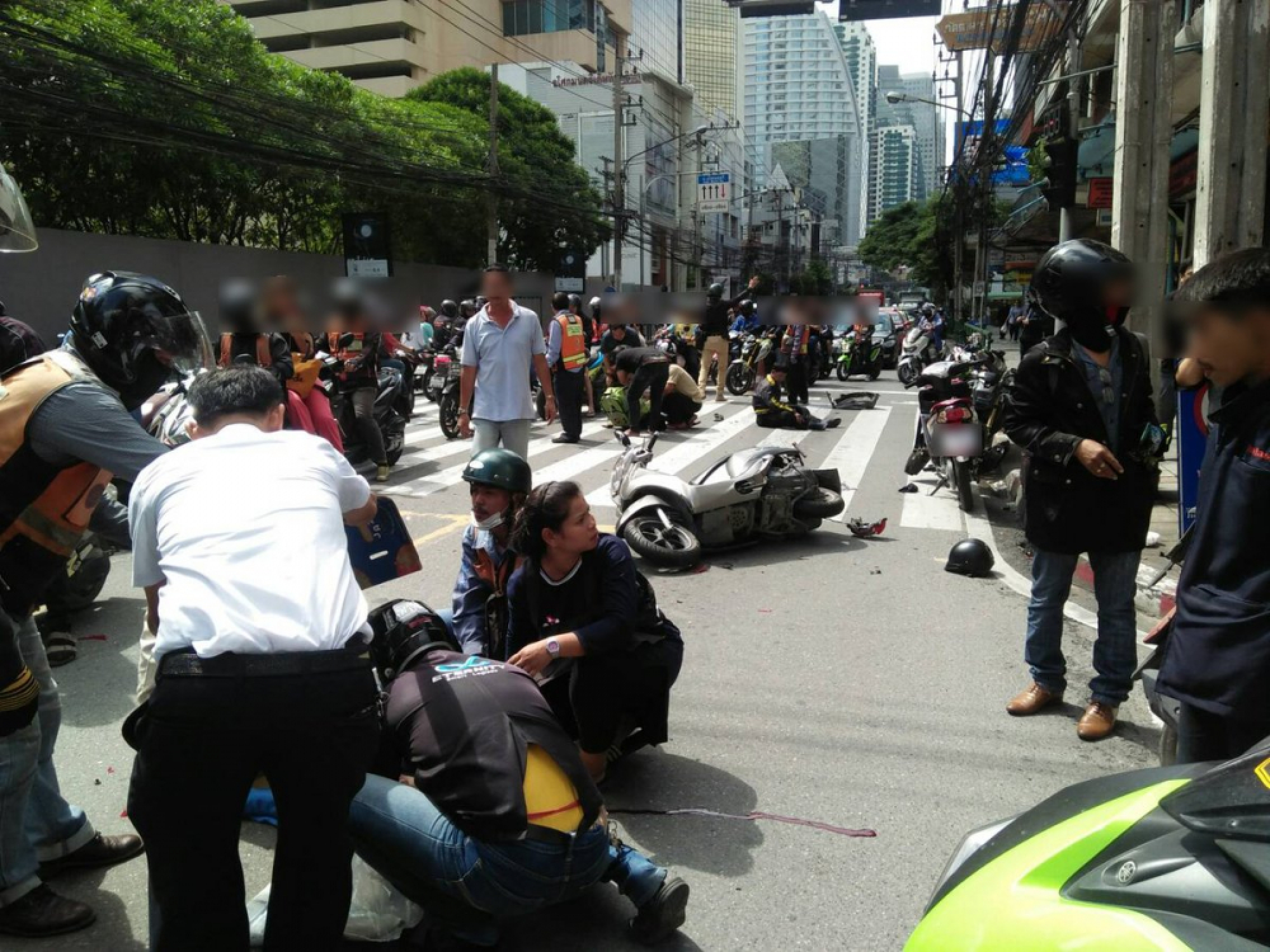 Seven injured in Bangkok as sleepy motorist ploughs into motorcyclists