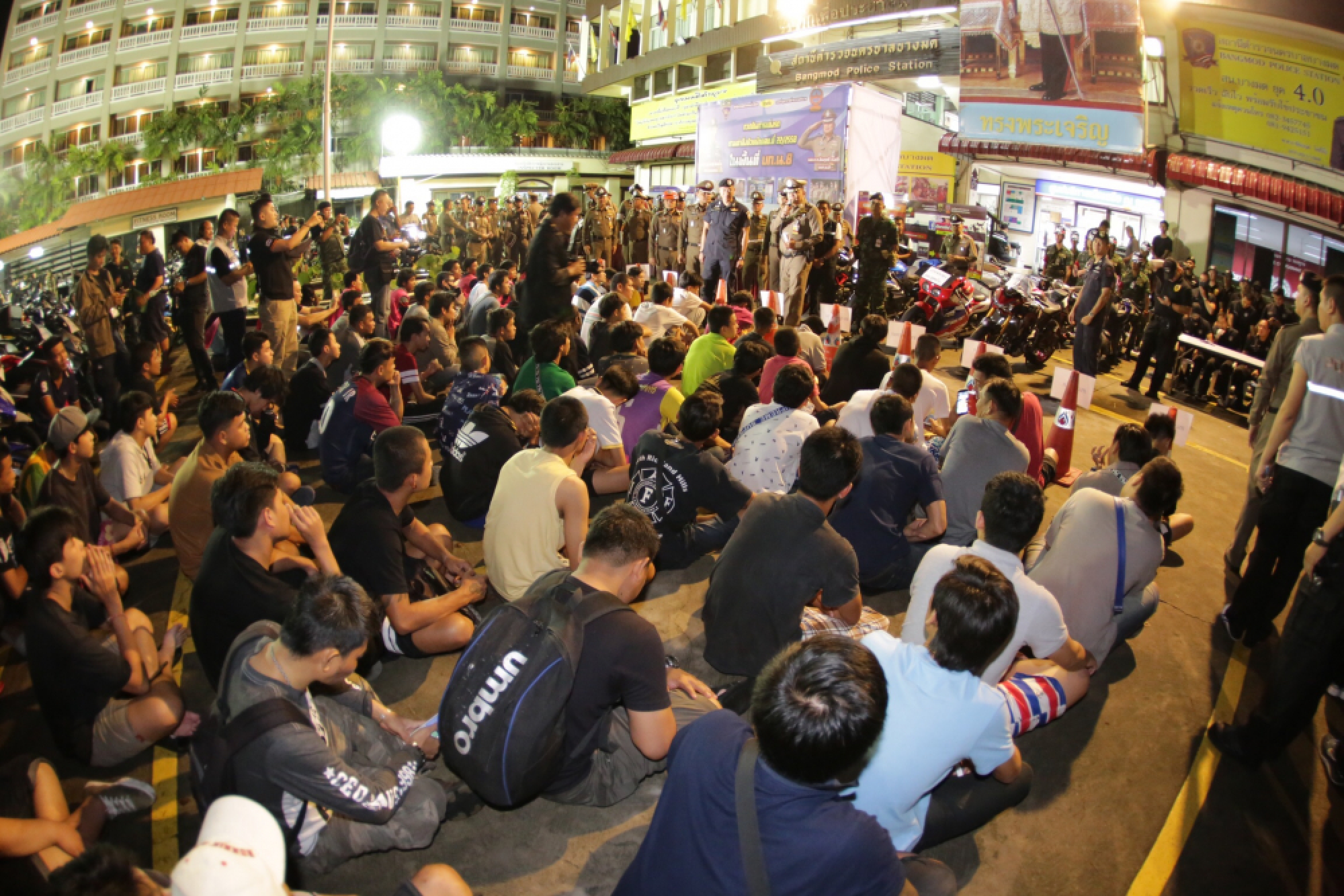 82 motorcyclists arrested in Bangkok in road racing clampdown