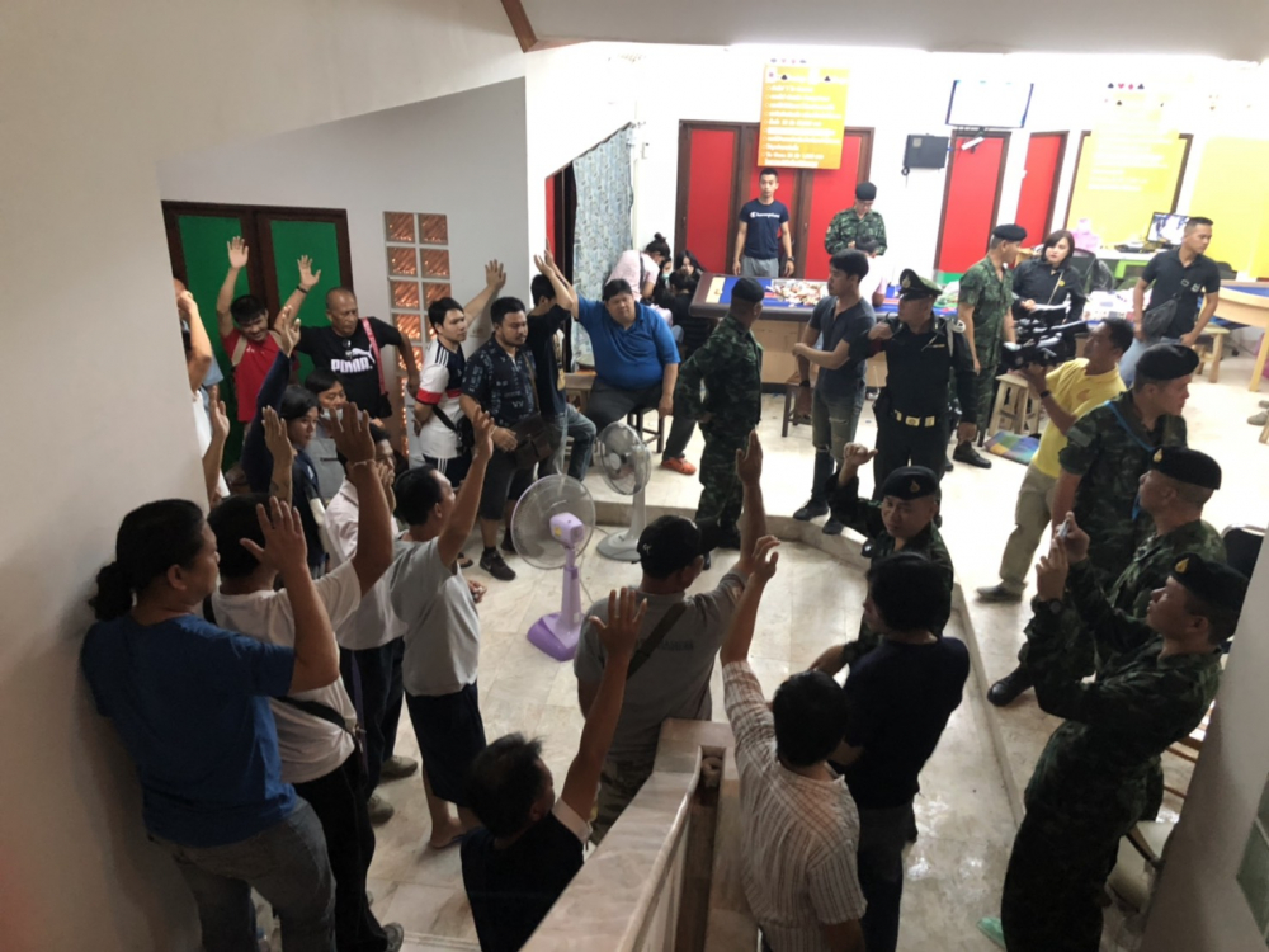 Five top police officers transferred following raid on Chiang Mai gambling den