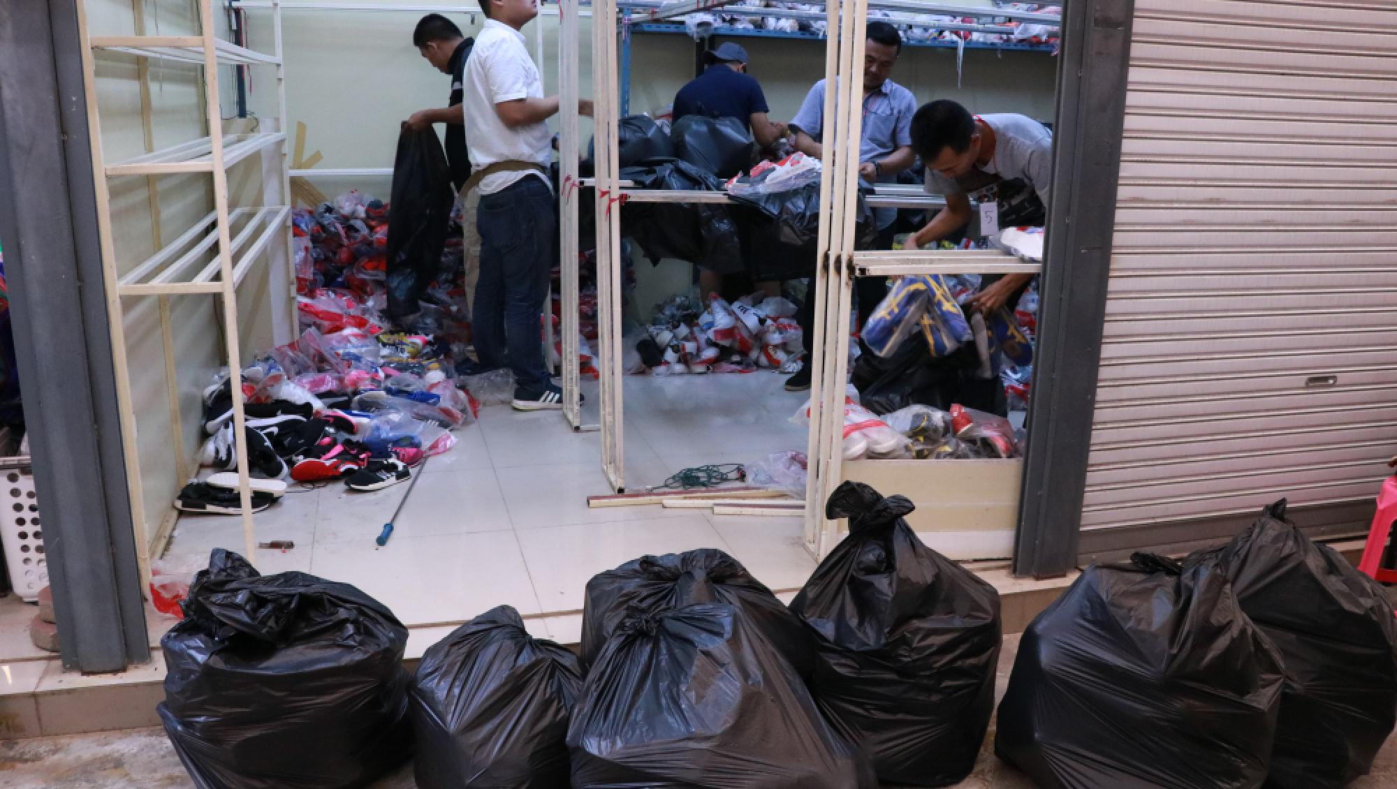 13,690 fake-brand goods seized in Korat
