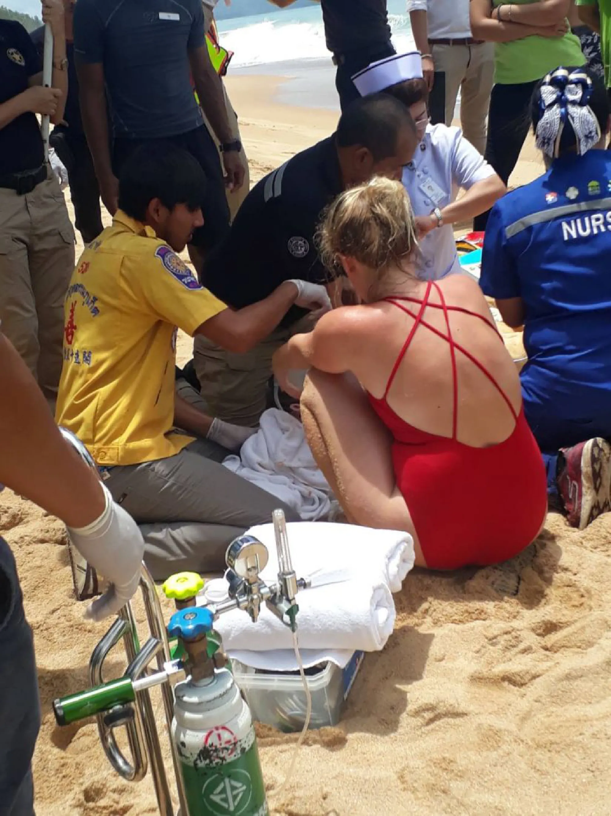 Chinese tourist in coma after sea rescue