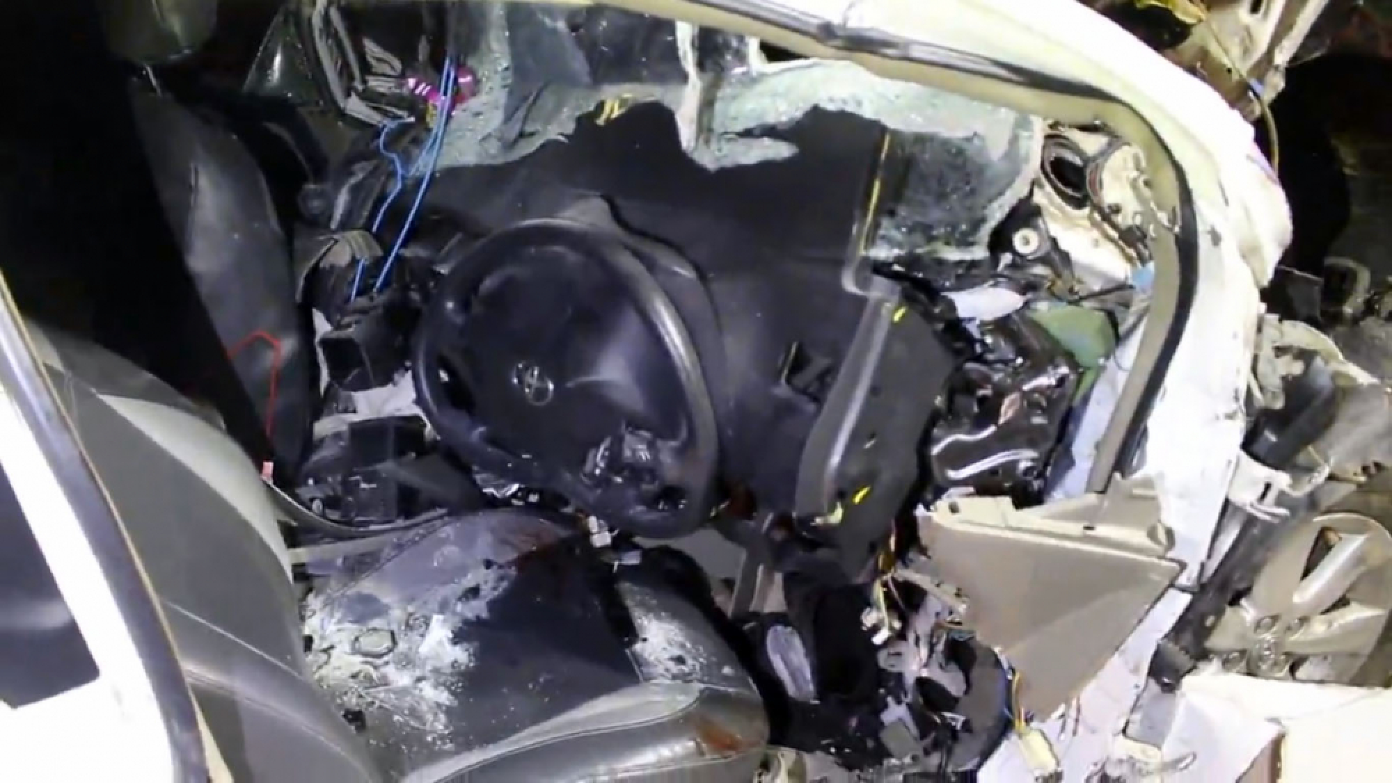 Driver killed in Udon Thani crash at 170km per hour