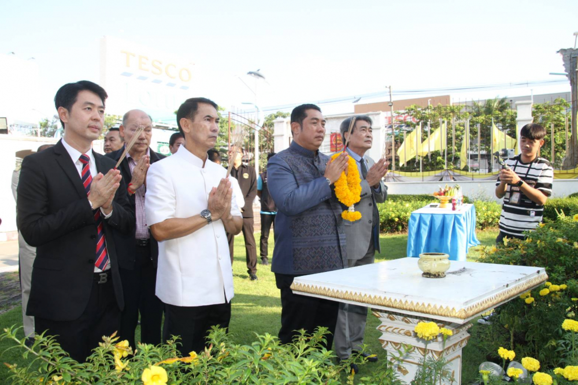 New Pattaya mayor promises to cover his father’s debt