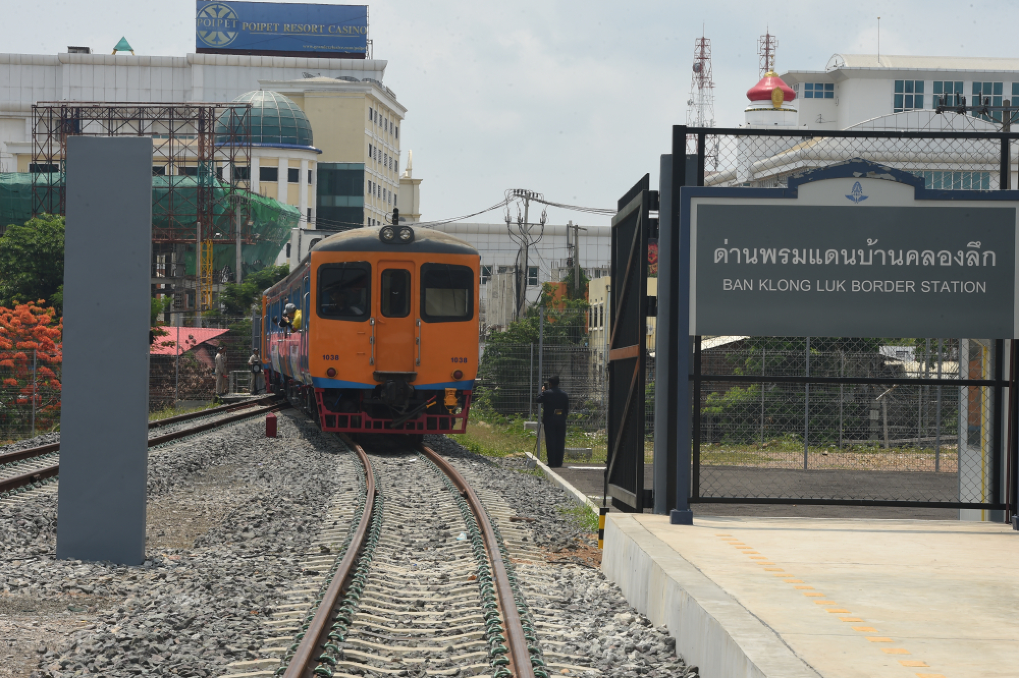  Cambodia and Thailand reconnected by rail after 45 years
