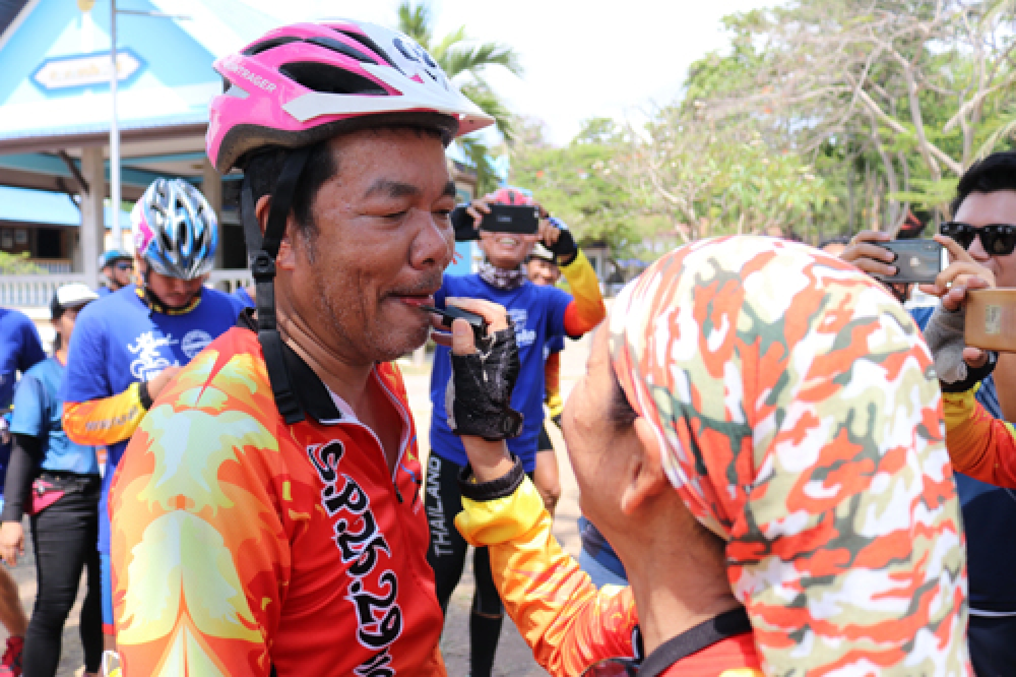 Wheels pointed south