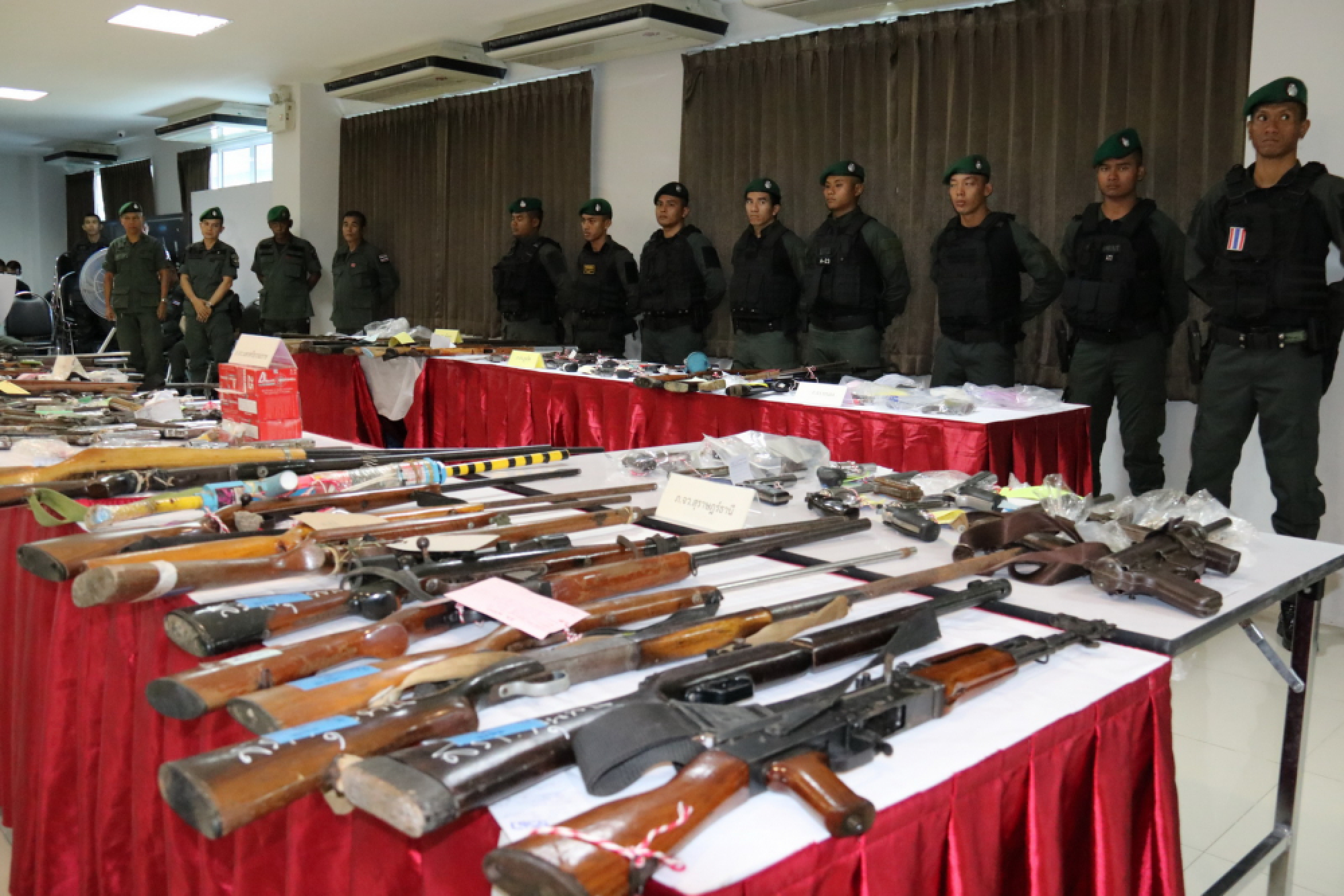 Firearms and drugs seized in tourist hotspots