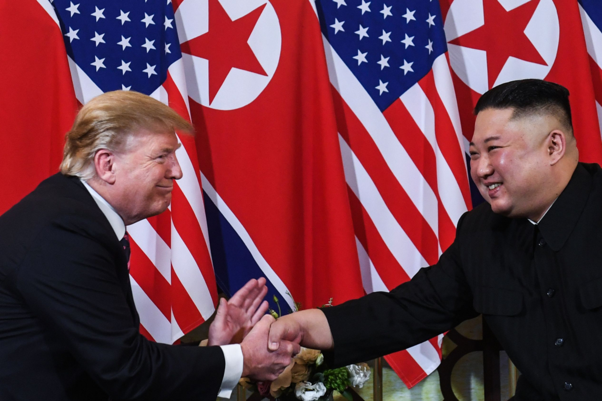 Trump lures Kim with ‘awesome’ Vietnam example