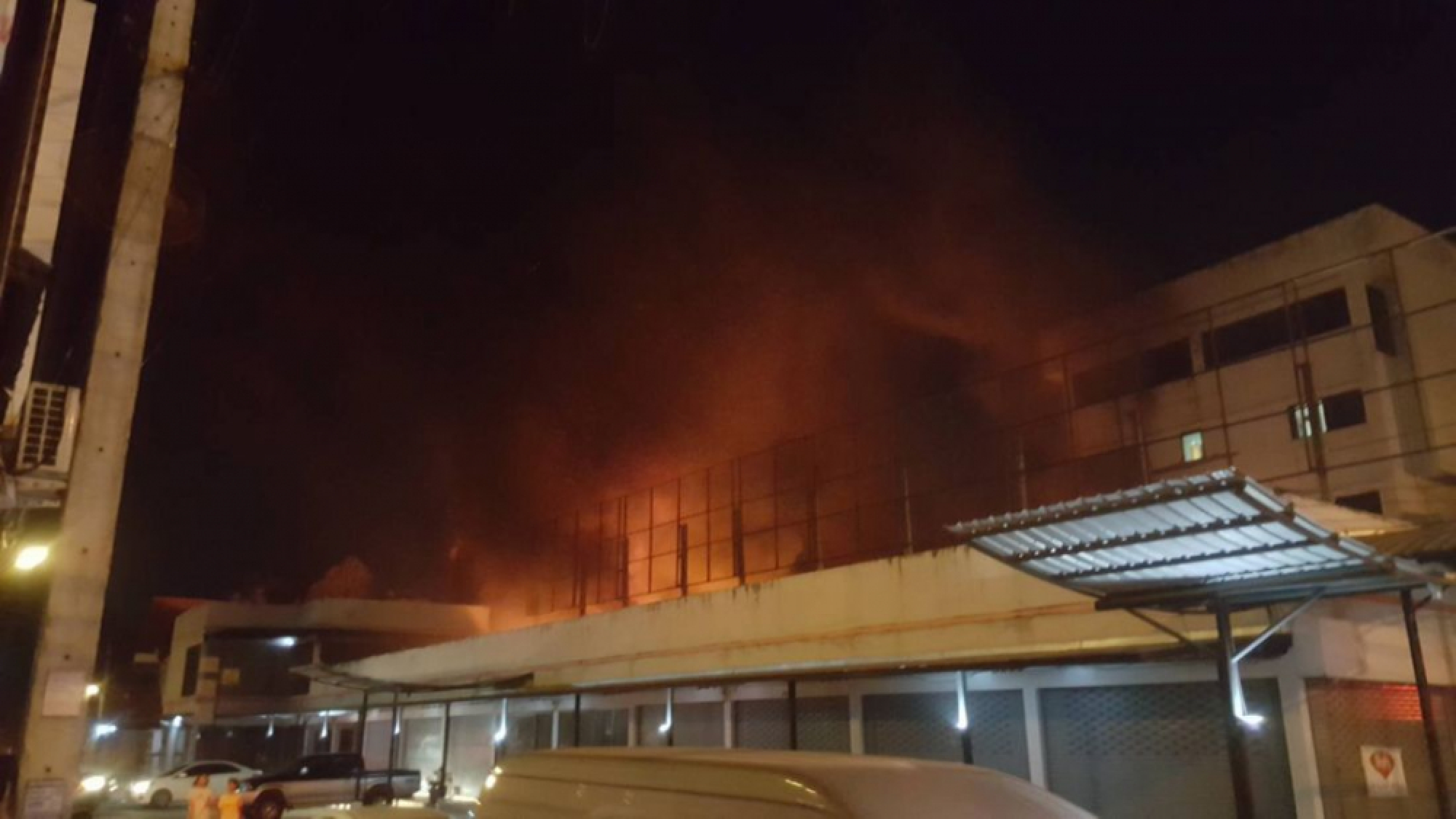 Fire damages Phuket garage