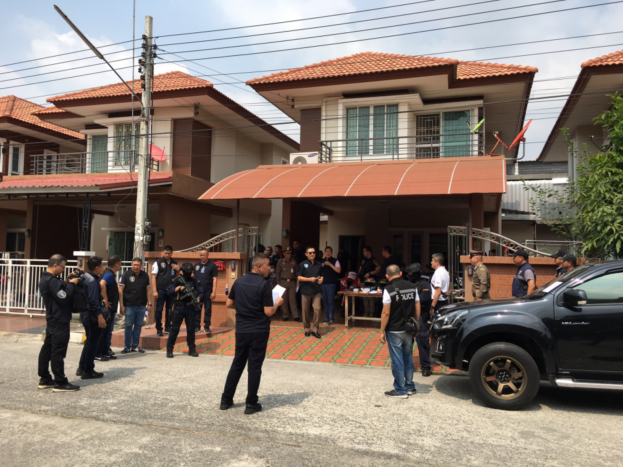 14 arrested in crackdown on money-lending network