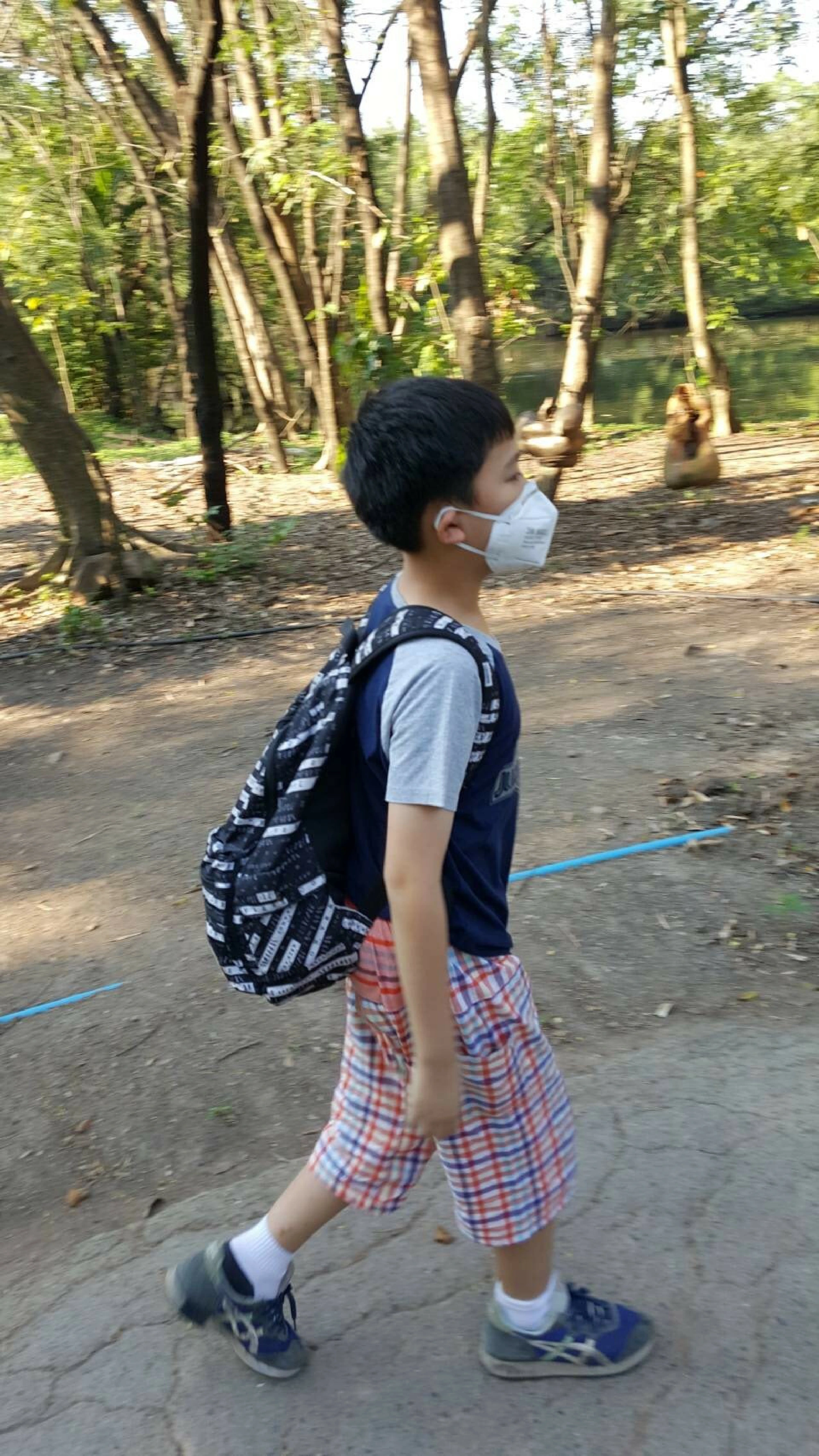 Air pollution keeping Bangkok students at home