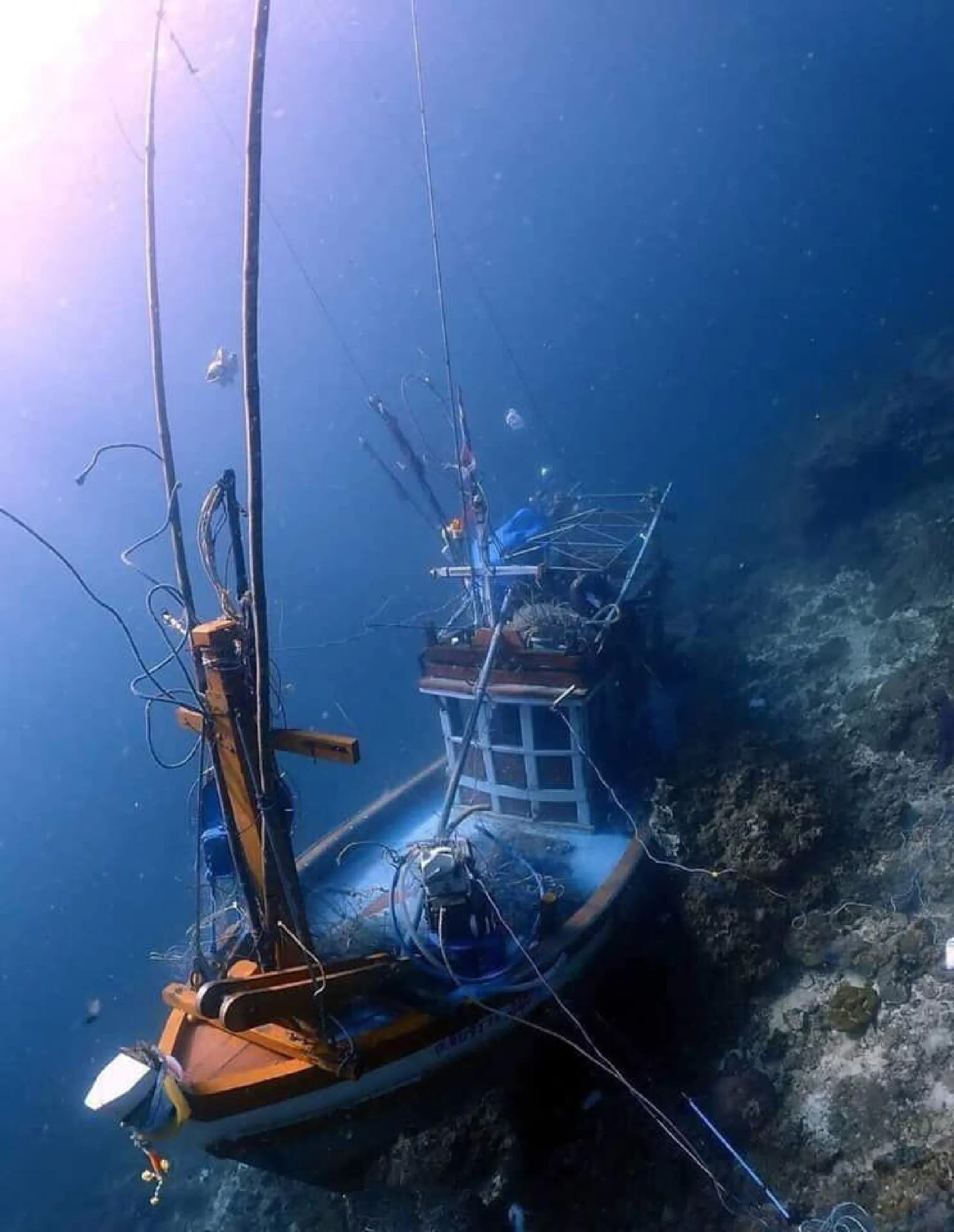 Wreck at Koh Racha Noi damages coral