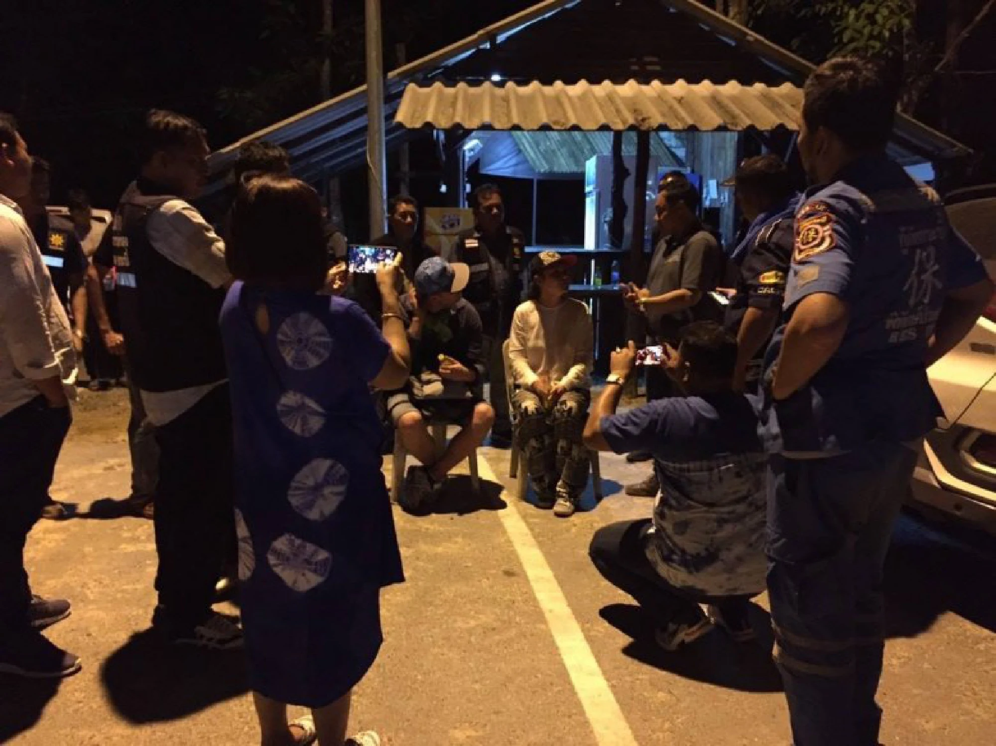 Ukrainian couple rescued from Krabi mountain
